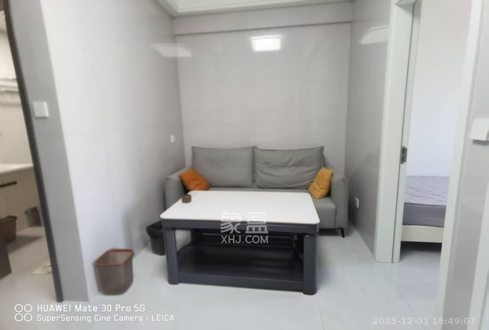 鄱阳汇金中心  2室1厅1卫    1800.0元/月室内图