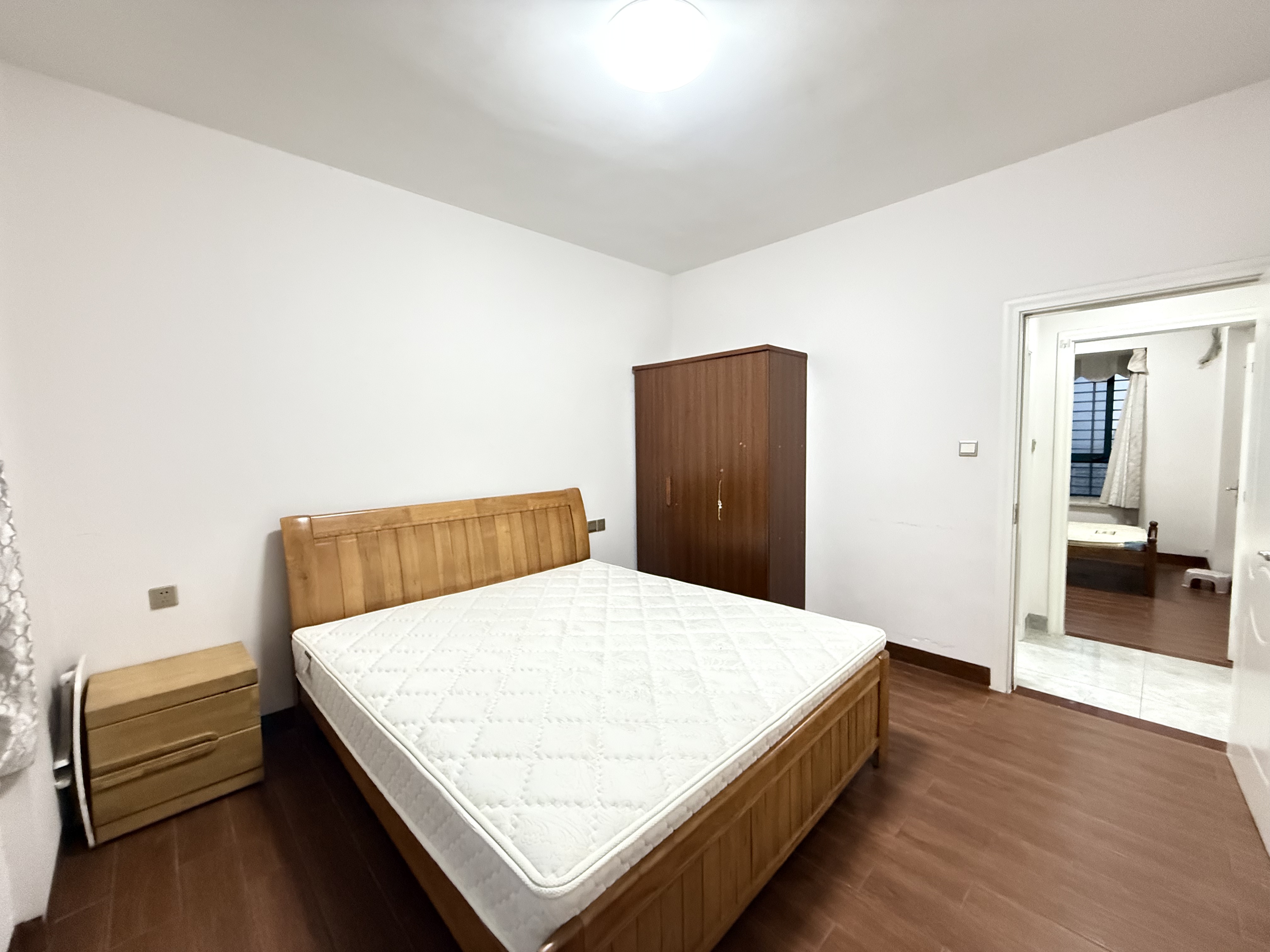 海星家园  2室2厅1卫    2400.0元/月室内图