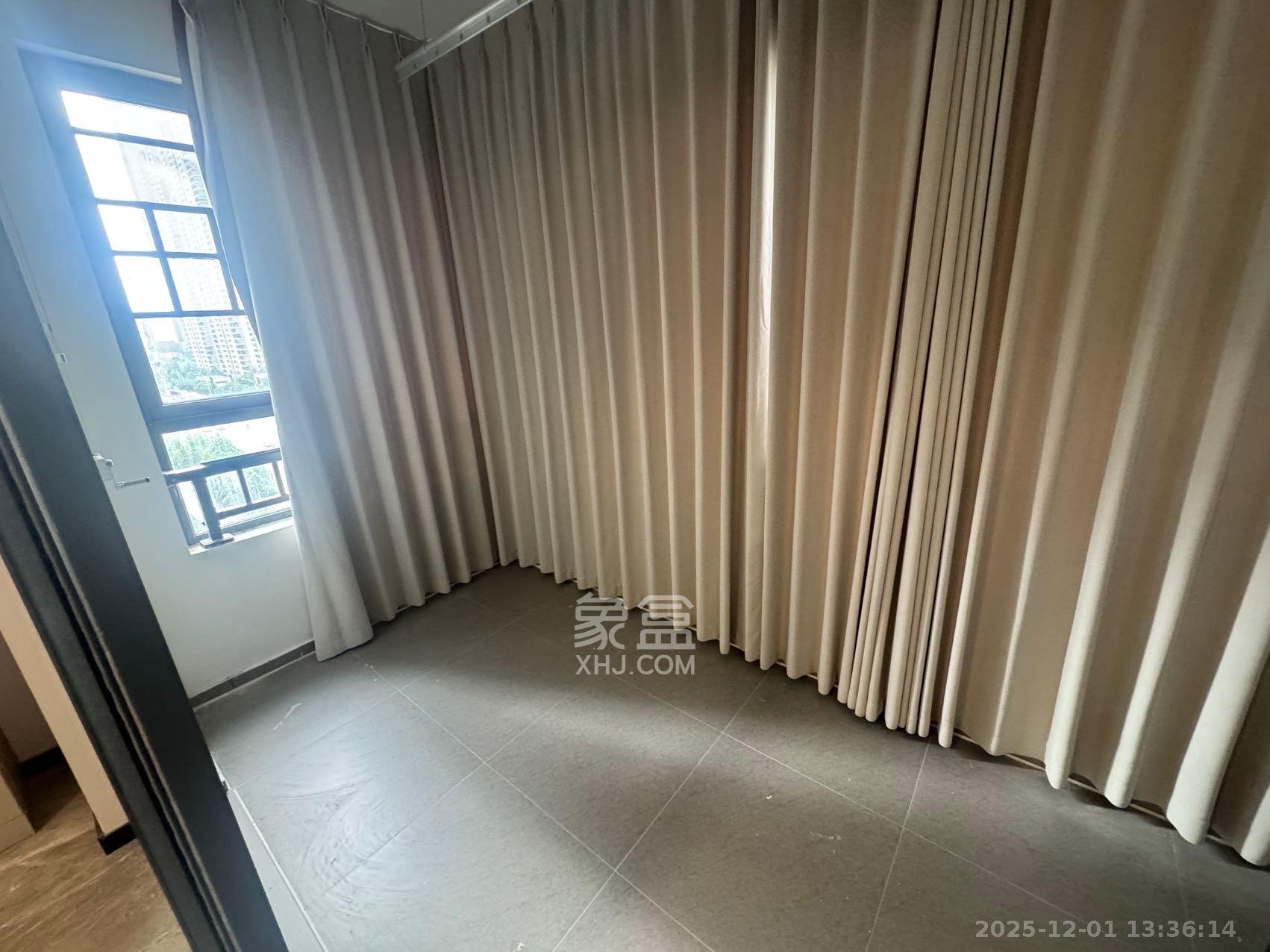 欣利梅溪左岸  3室1厅2卫    3000.0元/月室内图