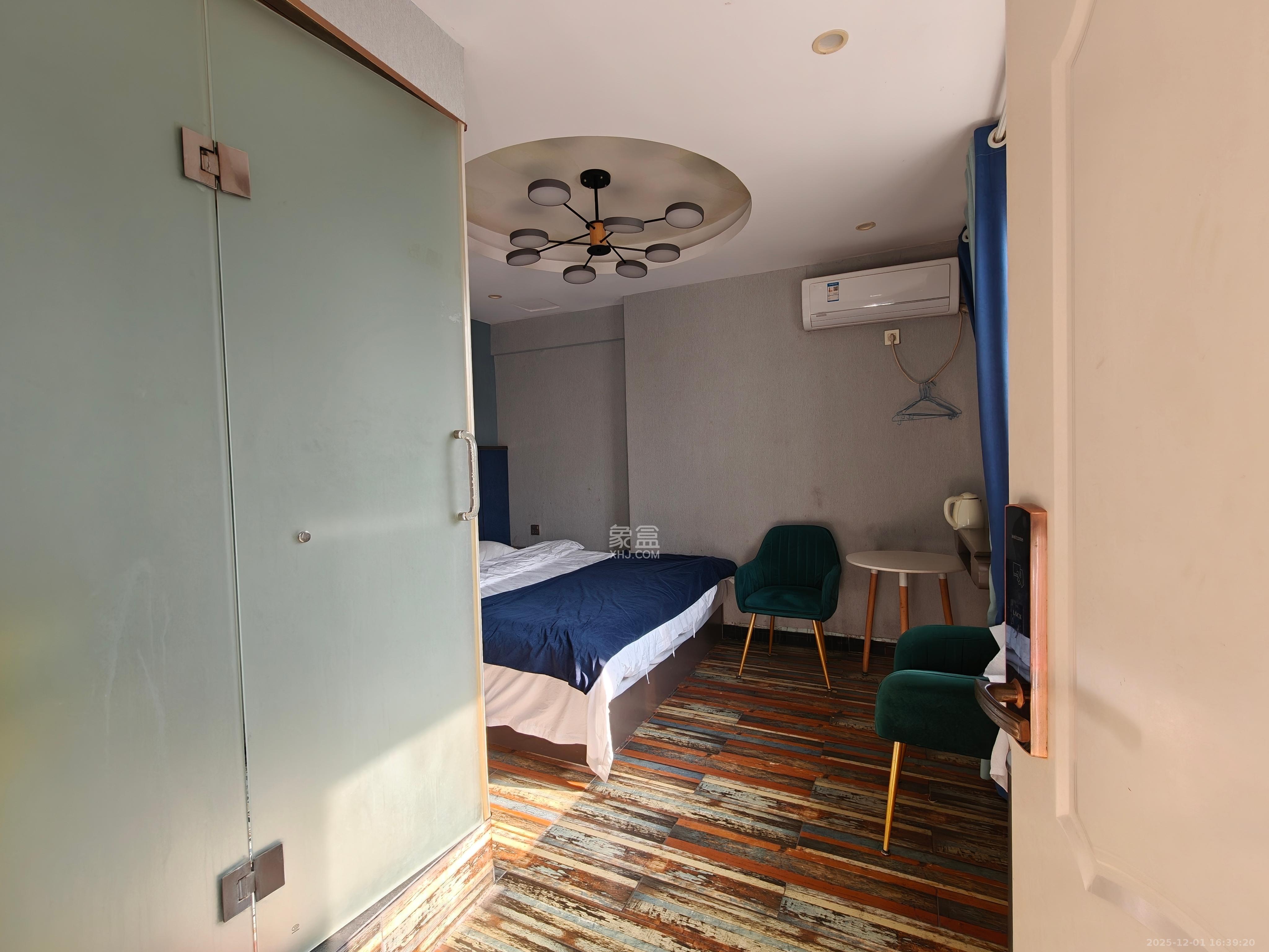 新大新 4室2厅2卫 20000.0元/月 新大新 4室2厅2卫 20000.0元/月室内图