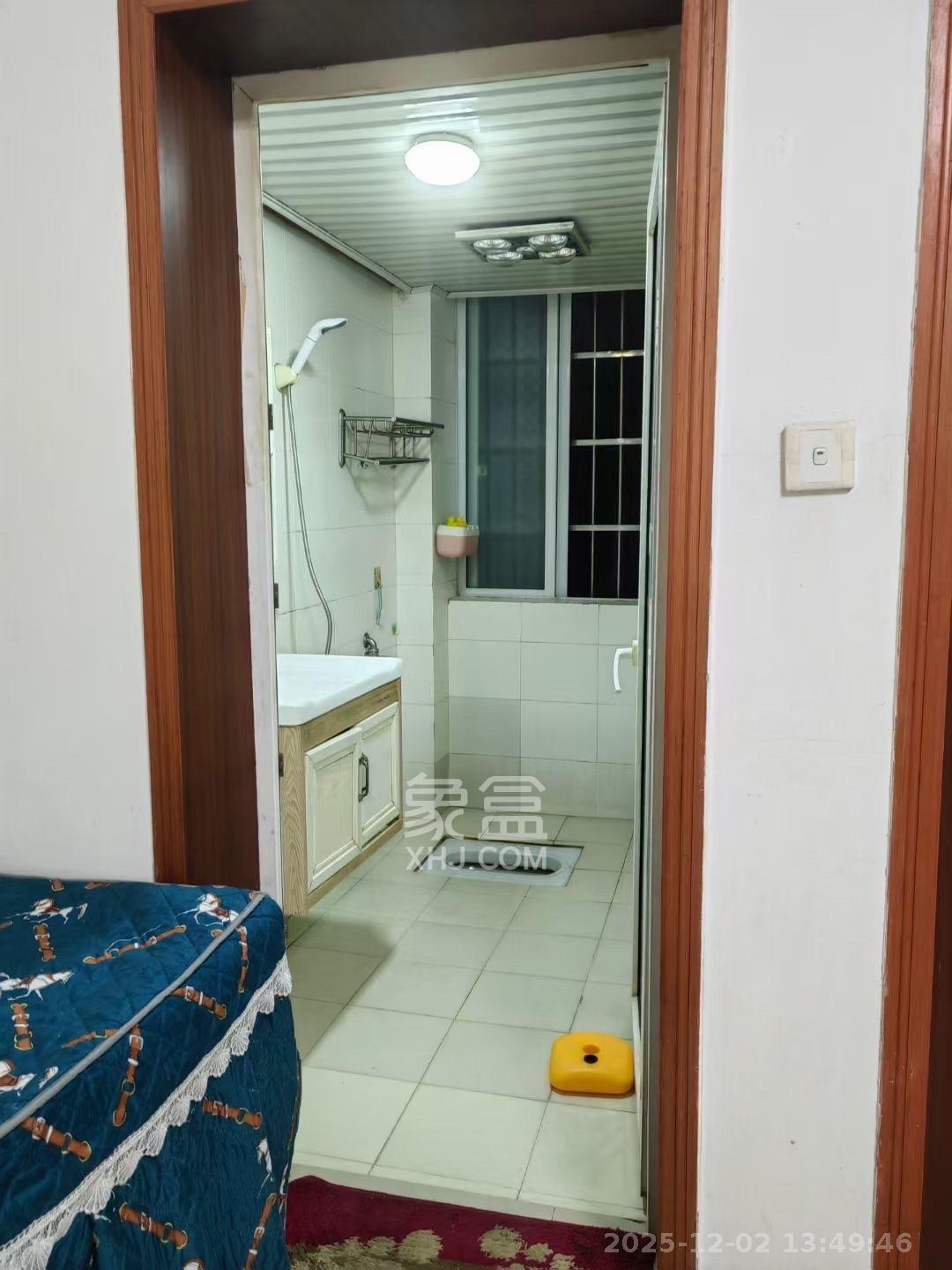湘绣城 2室2厅1卫 1200.0元/月 湘绣城 2室2厅1卫 1200.0元/月室内图