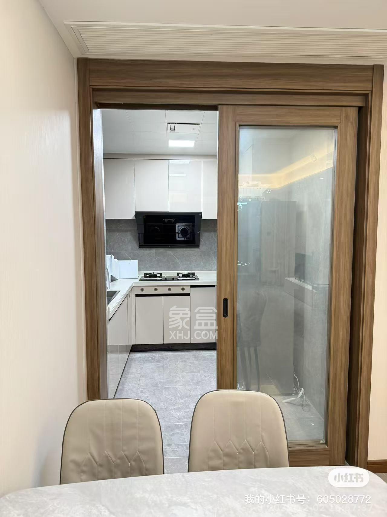 卓越洋湖晴翠 3室2厅2卫 3500.0元/月 卓越洋湖晴翠 3室2厅2卫 3500.0元/月室内图