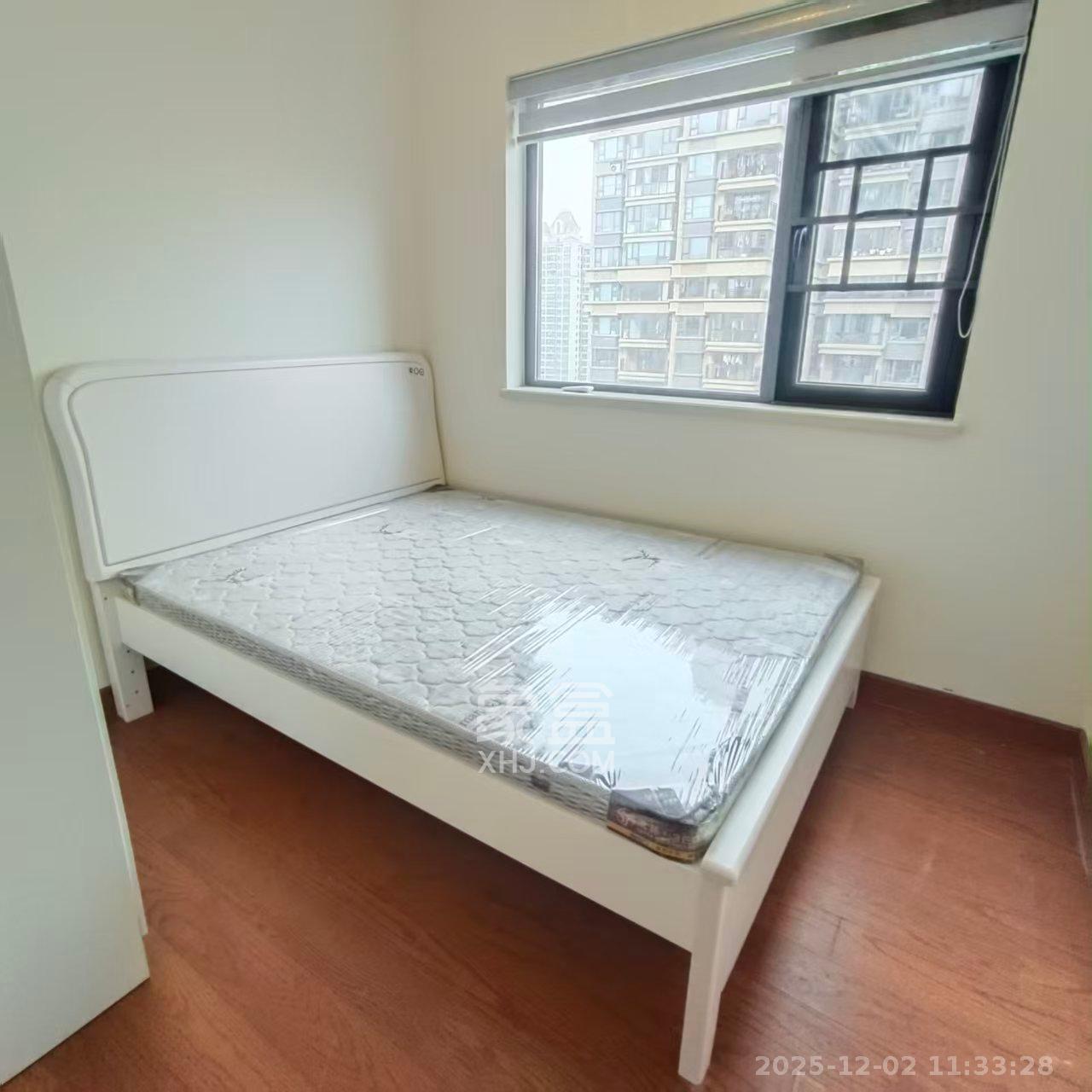 恒大雅苑 3室2厅2卫 3200.0元/月 恒大雅苑 3室2厅2卫 3200.0元/月室内图