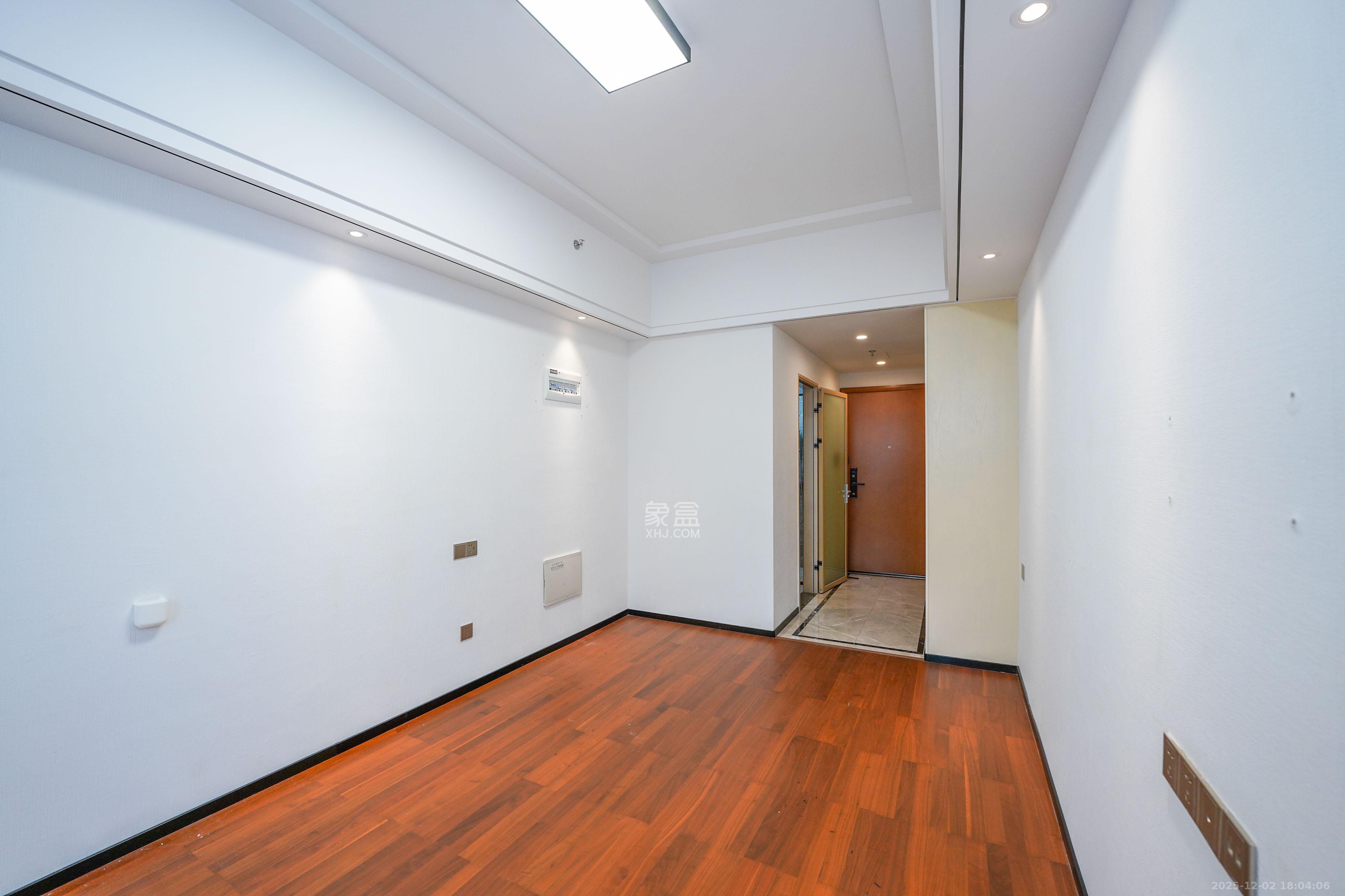 福天藏郡院子  1室1厅1卫    25.0万客厅