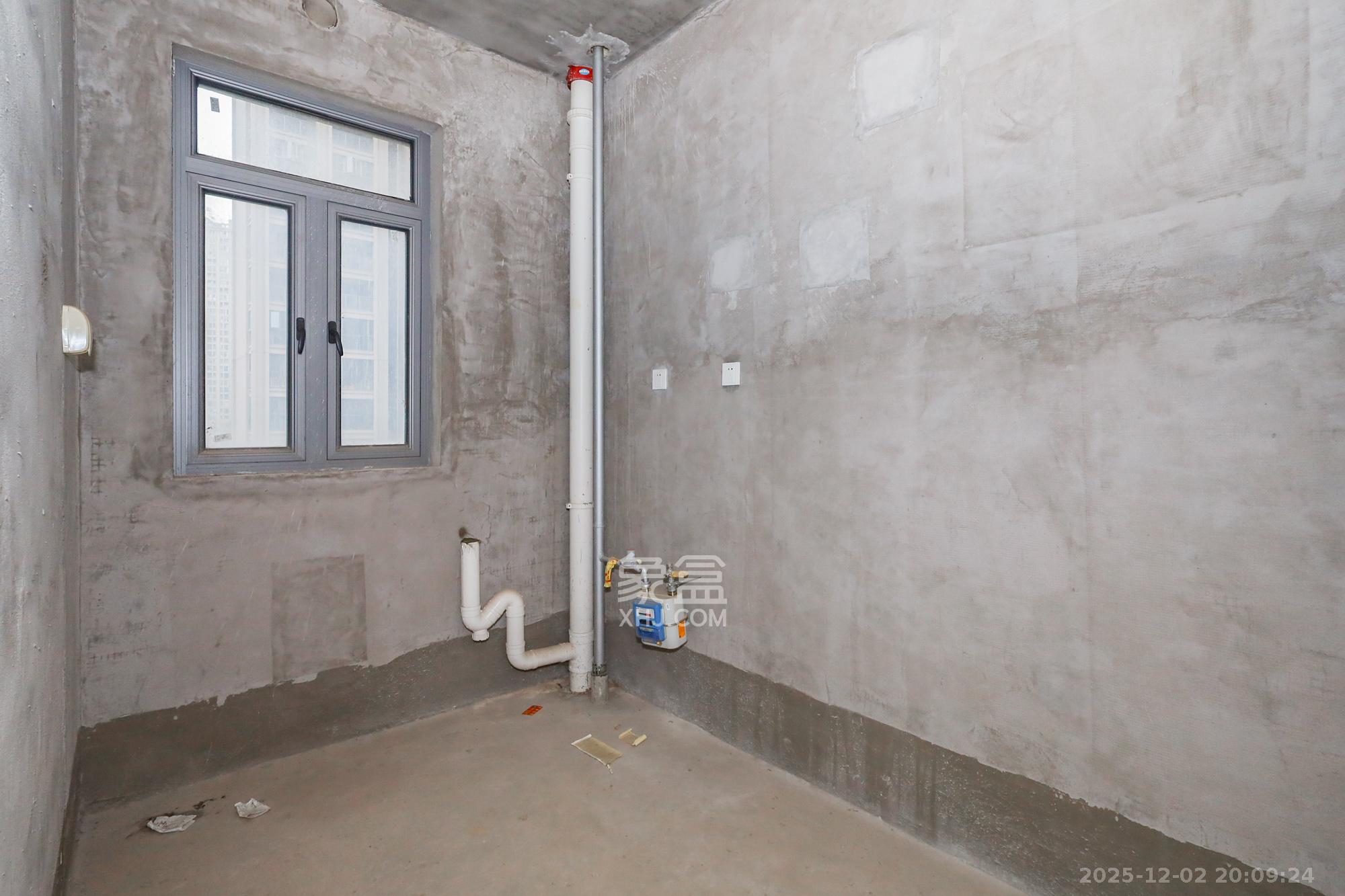 八方小区C区 4室2厅2卫 508.0万 八方小区C区 4室2厅2卫 508.0万厨房