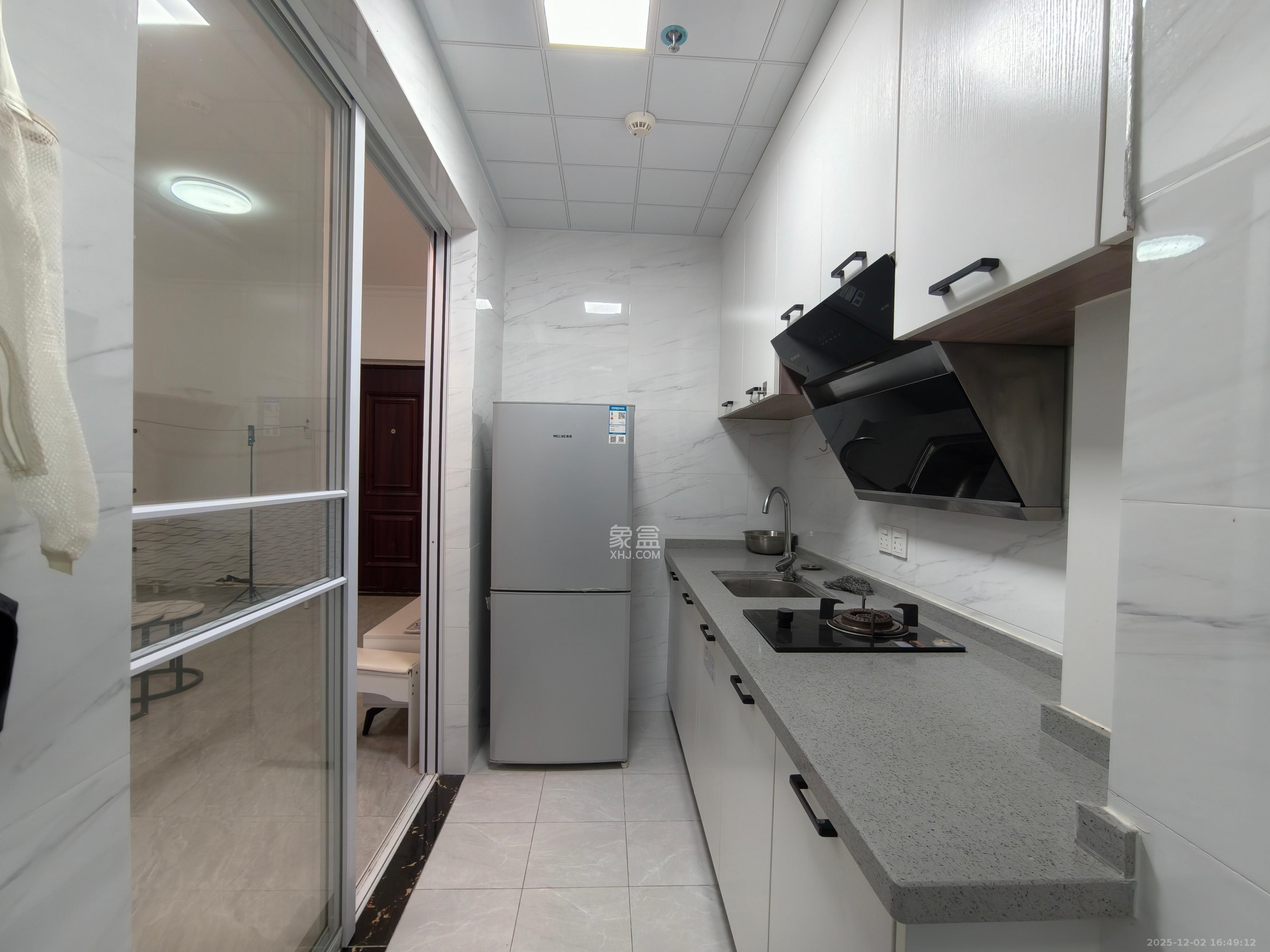 天健城 1室0厅1卫 1800.0元/月 天健城 1室0厅1卫 1800.0元/月室内图