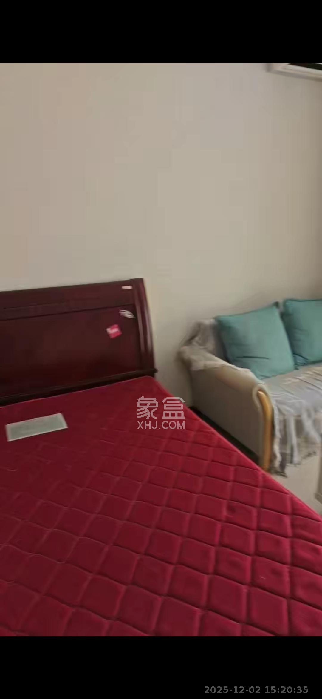 湘域相遇  1室1厅1卫    1600.0元/月