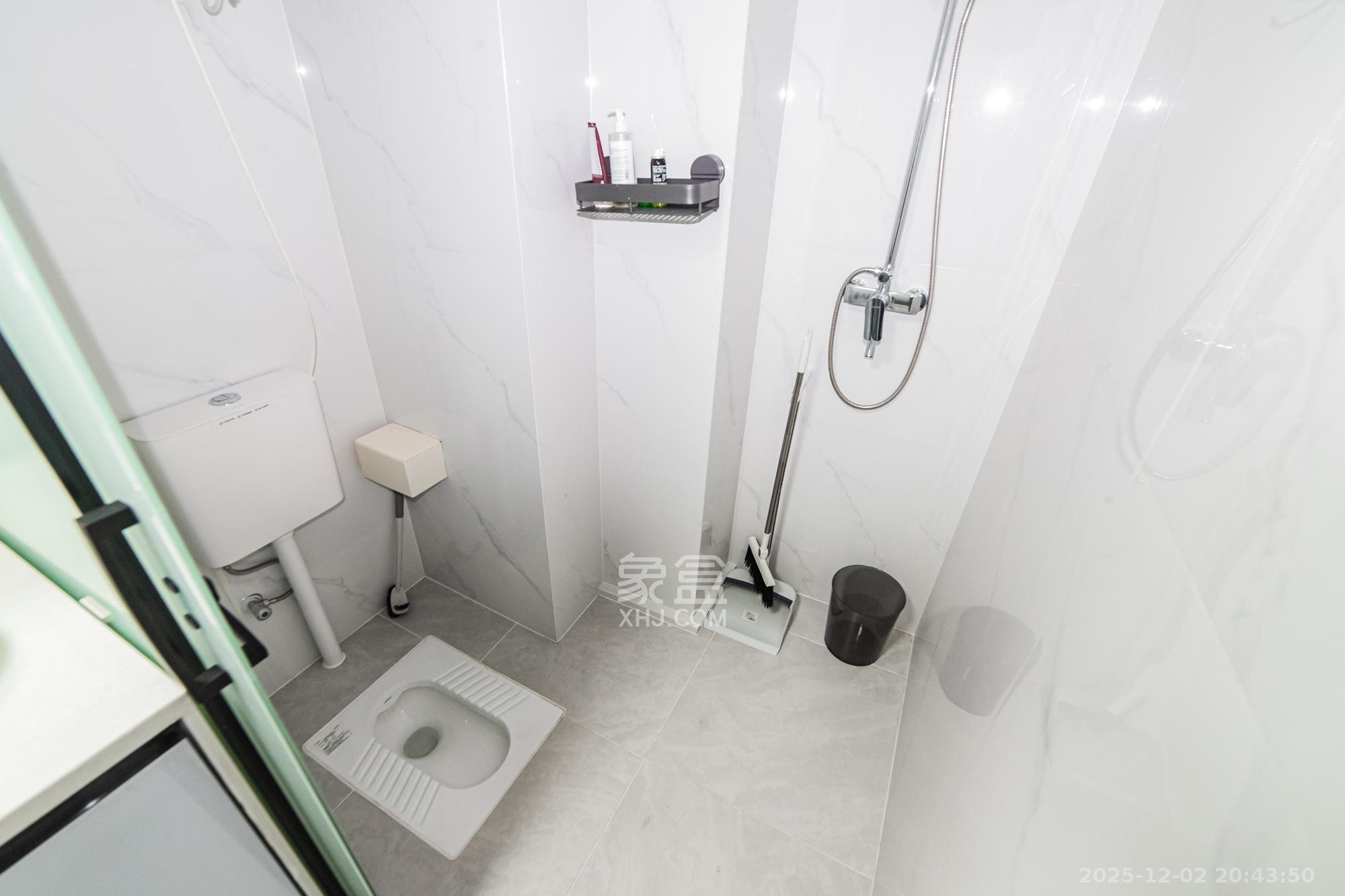 润和国际广场  1室1厅1卫    30.8万卫生间