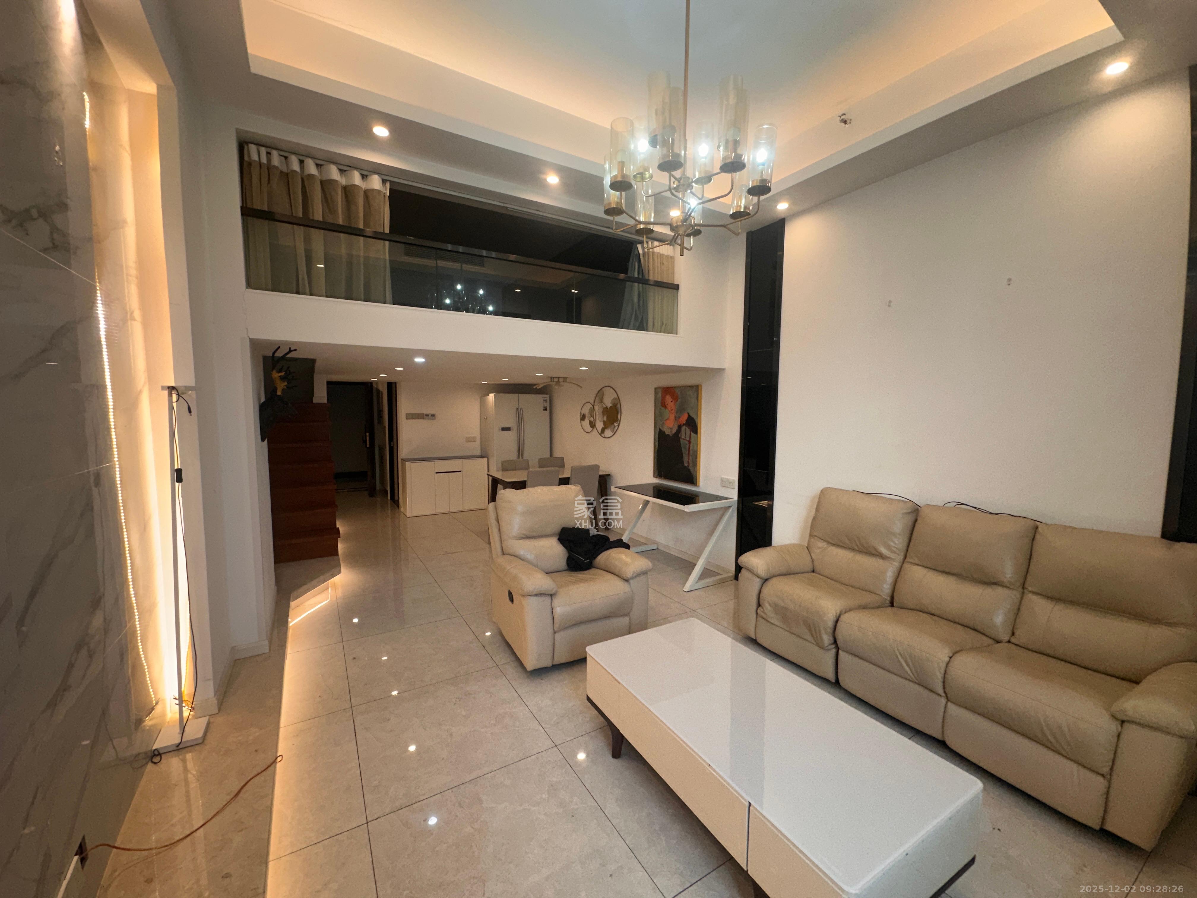 荣悦台 1室1厅1卫 2500.0元/月 荣悦台 1室1厅1卫 2500.0元/月室内图