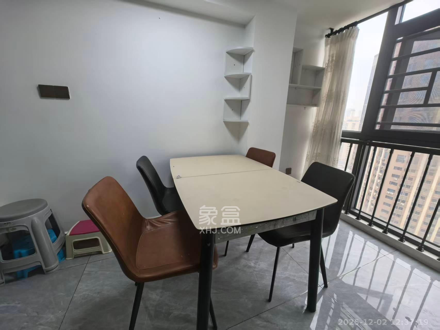 钱隆世家  1室1厅1卫    2000.0元/月室内图