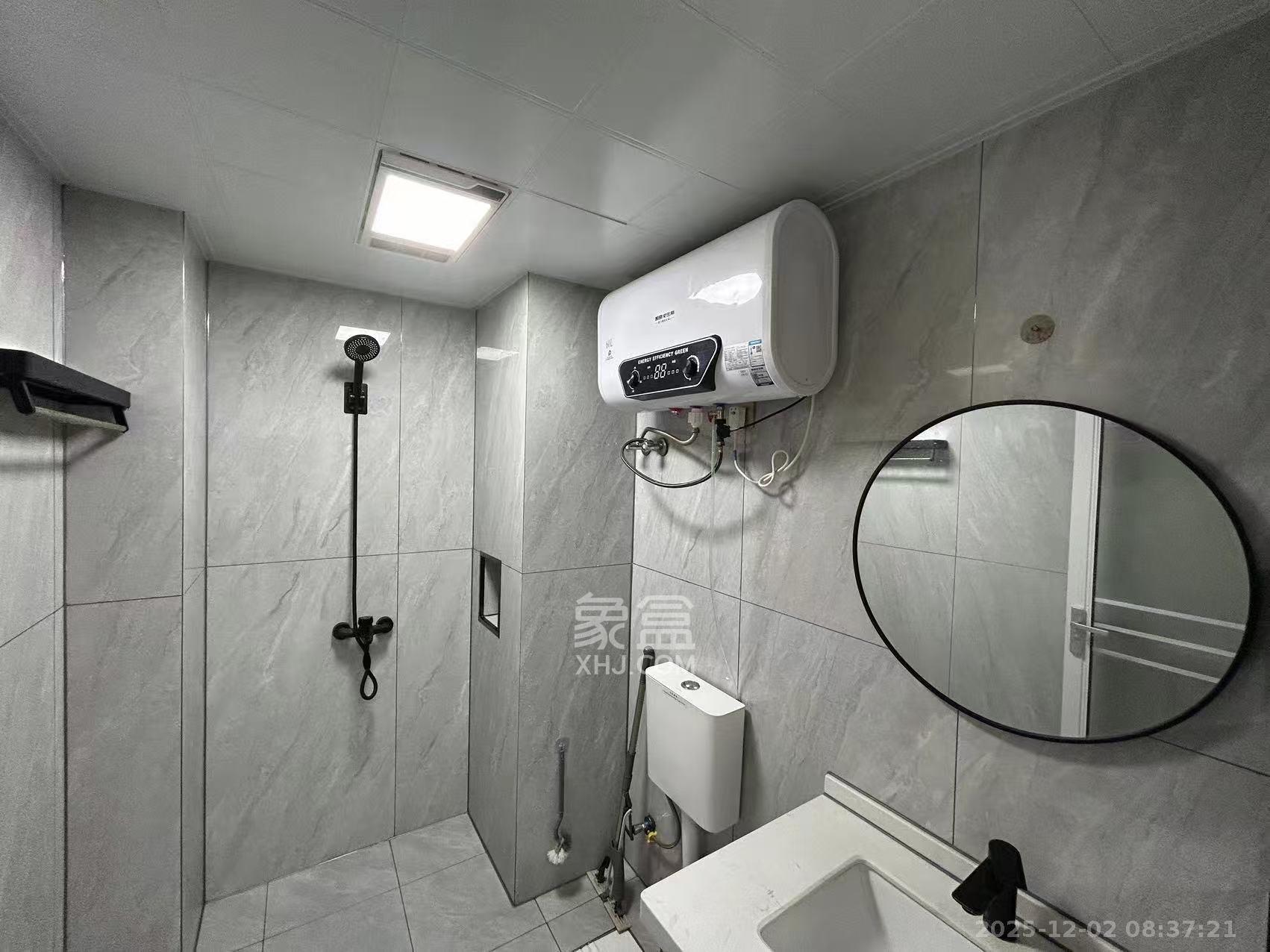 保利香槟国际 1室1厅1卫 1700.0元/月 保利香槟国际 1室1厅1卫 1700.0元/月室内图