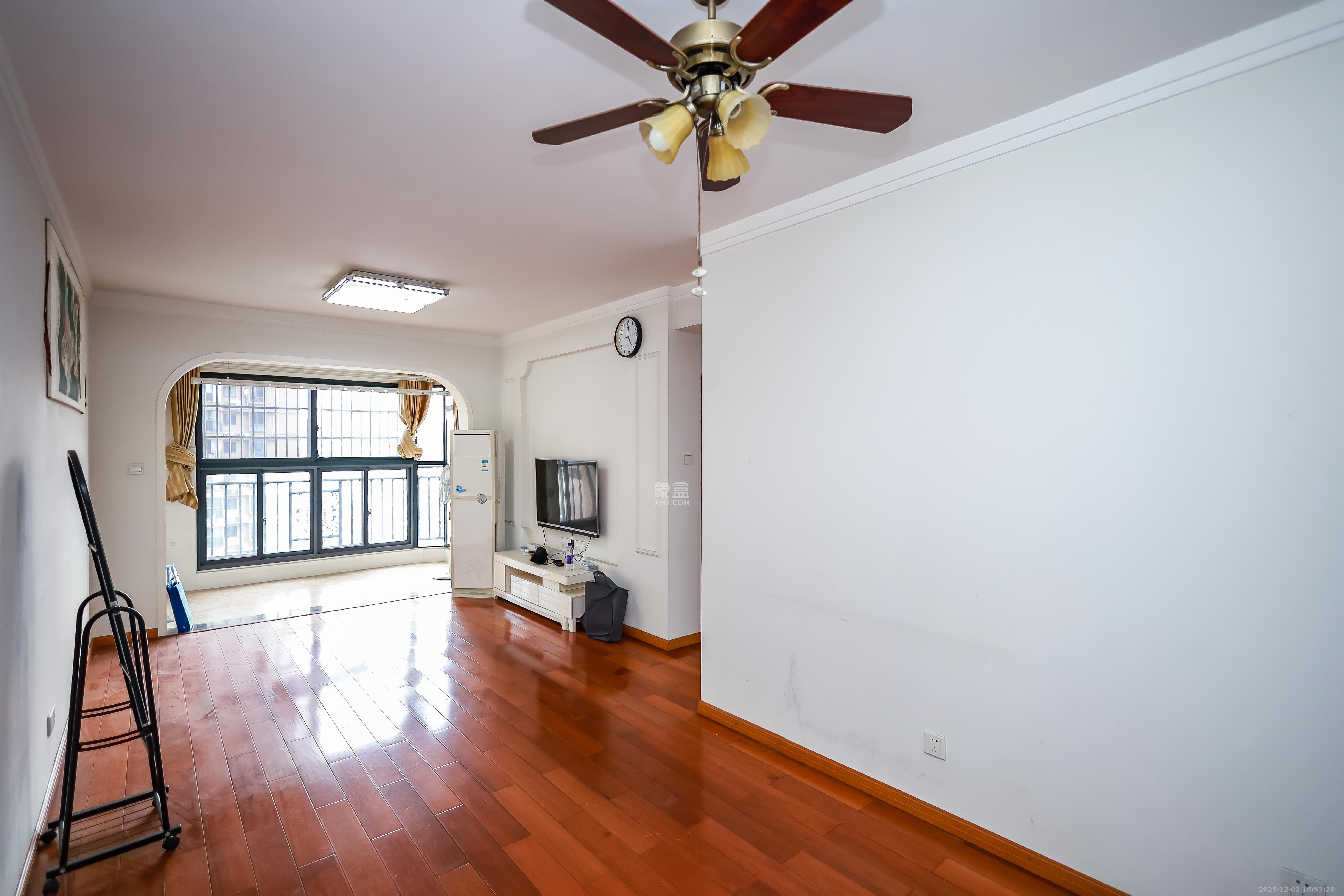 永祺西京  2室2厅1卫    2200.0元/月室内图