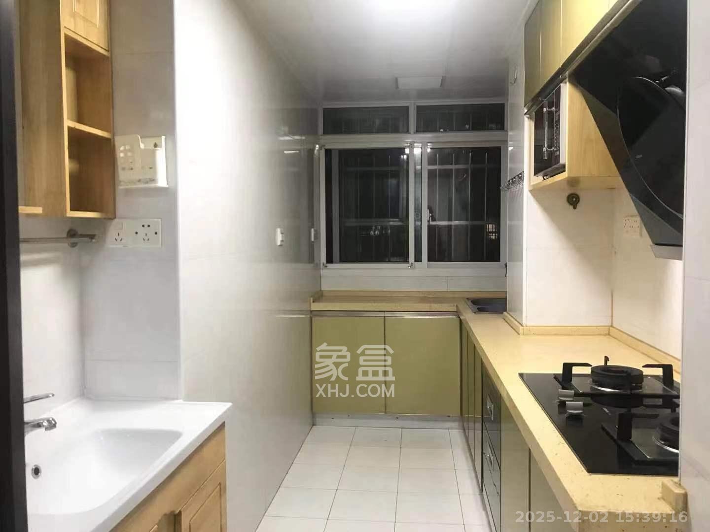 星典时代 3室1厅1卫 2400.0元/月 星典时代 3室1厅1卫 2400.0元/月室内图