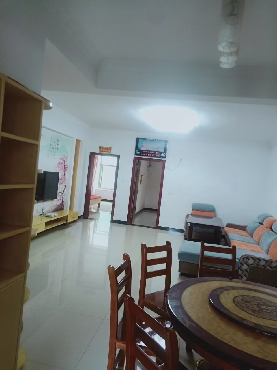 祥泰华园  3室1厅1卫    1300.0元/月