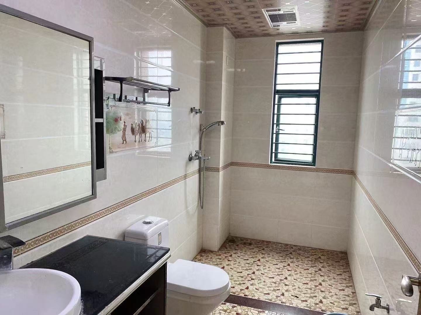 俊景花园  1室0厅0卫    2200.0元/月室内图