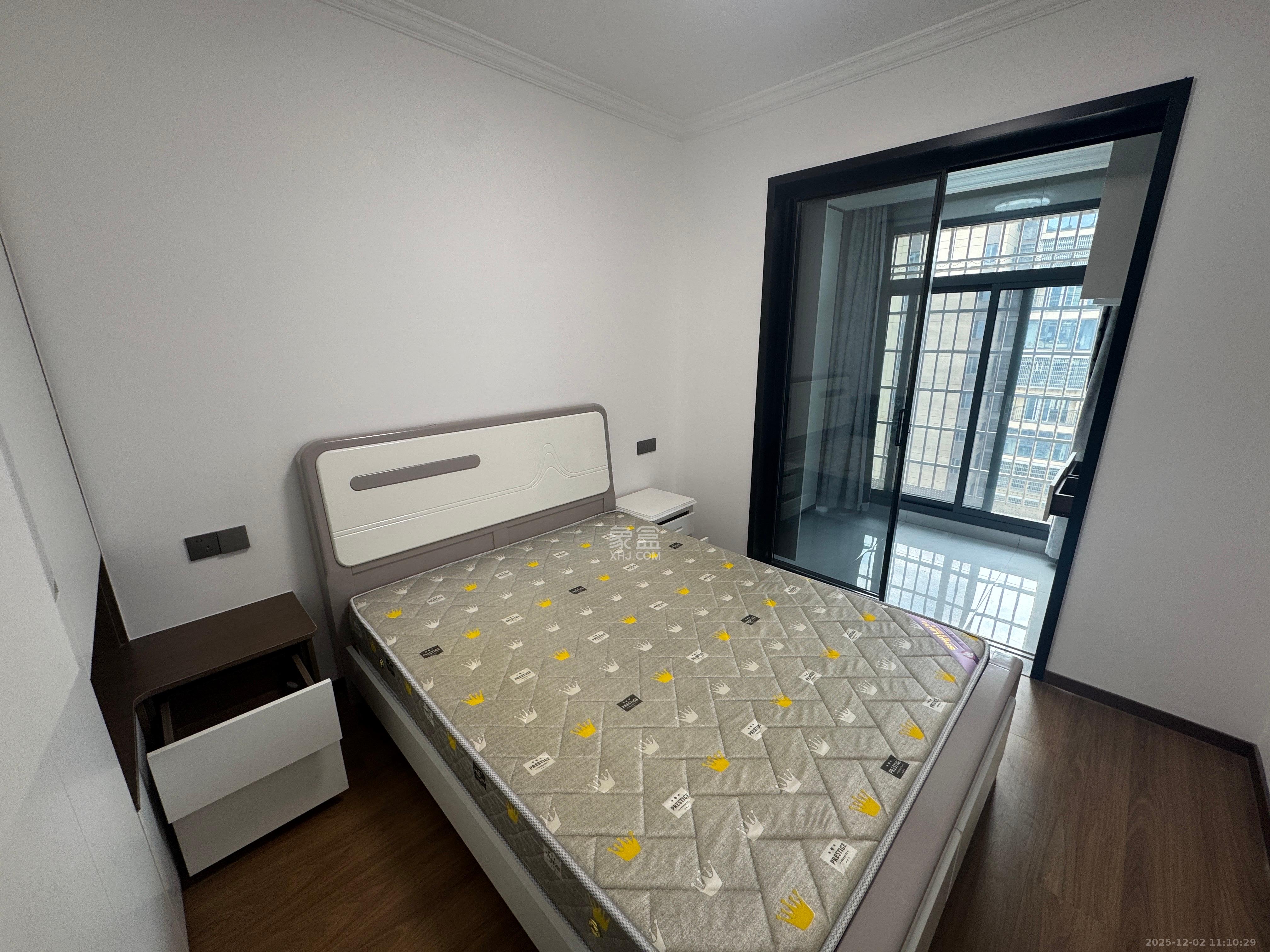 桥头家园三期 3室2厅2卫 2280.0元/月 桥头家园三期 3室2厅2卫 2280.0元/月室内图