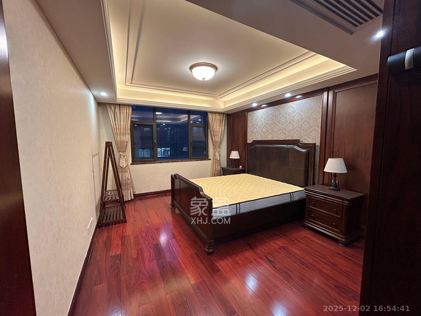 运达中央广场一、二期 3室2厅2卫 7500.0元/月 运达中央广场一、二期 3室2厅2卫 7500.0元/月室内图