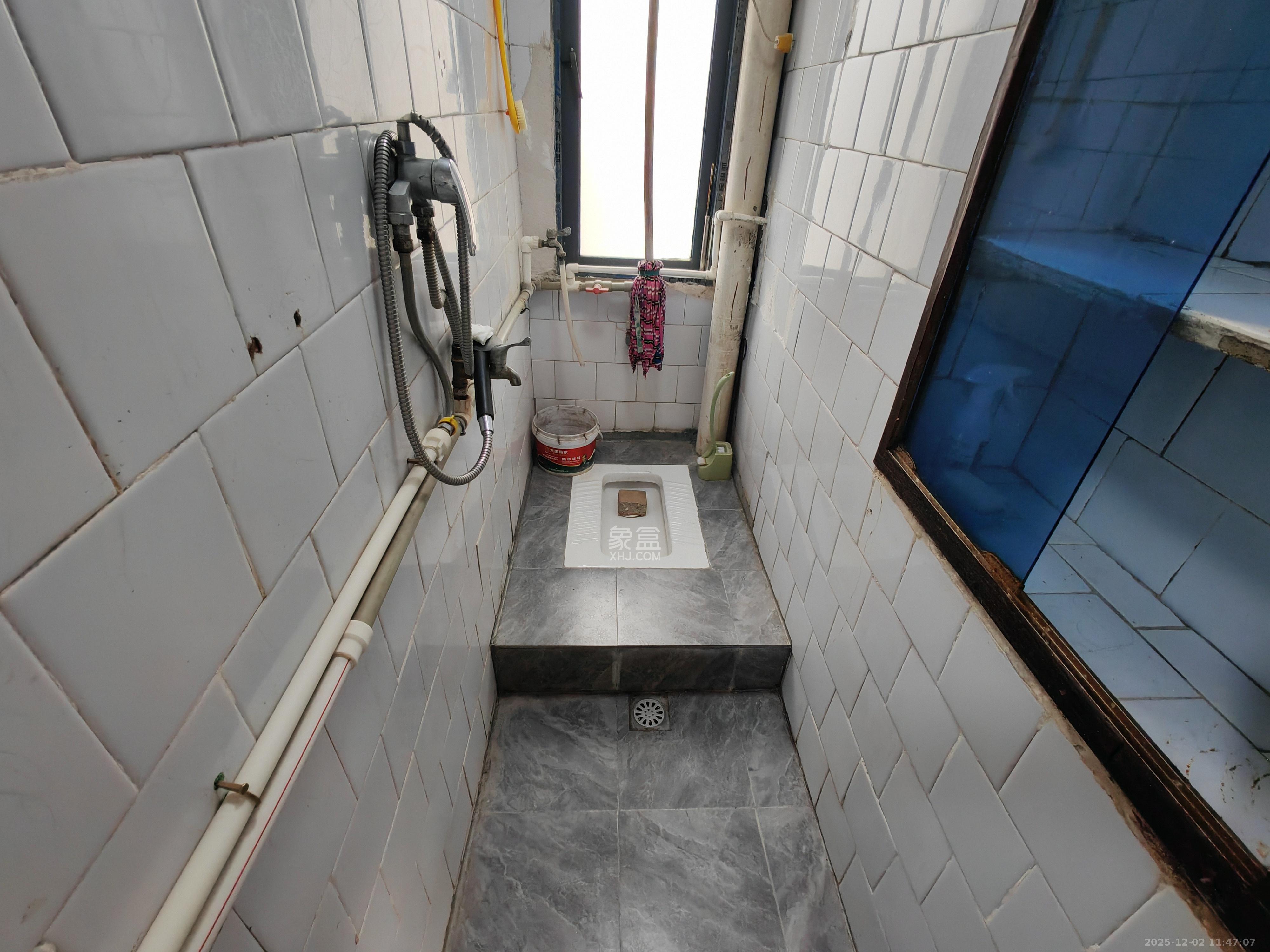 建湘新村  1室1厅1卫    1100.0元/月室内图