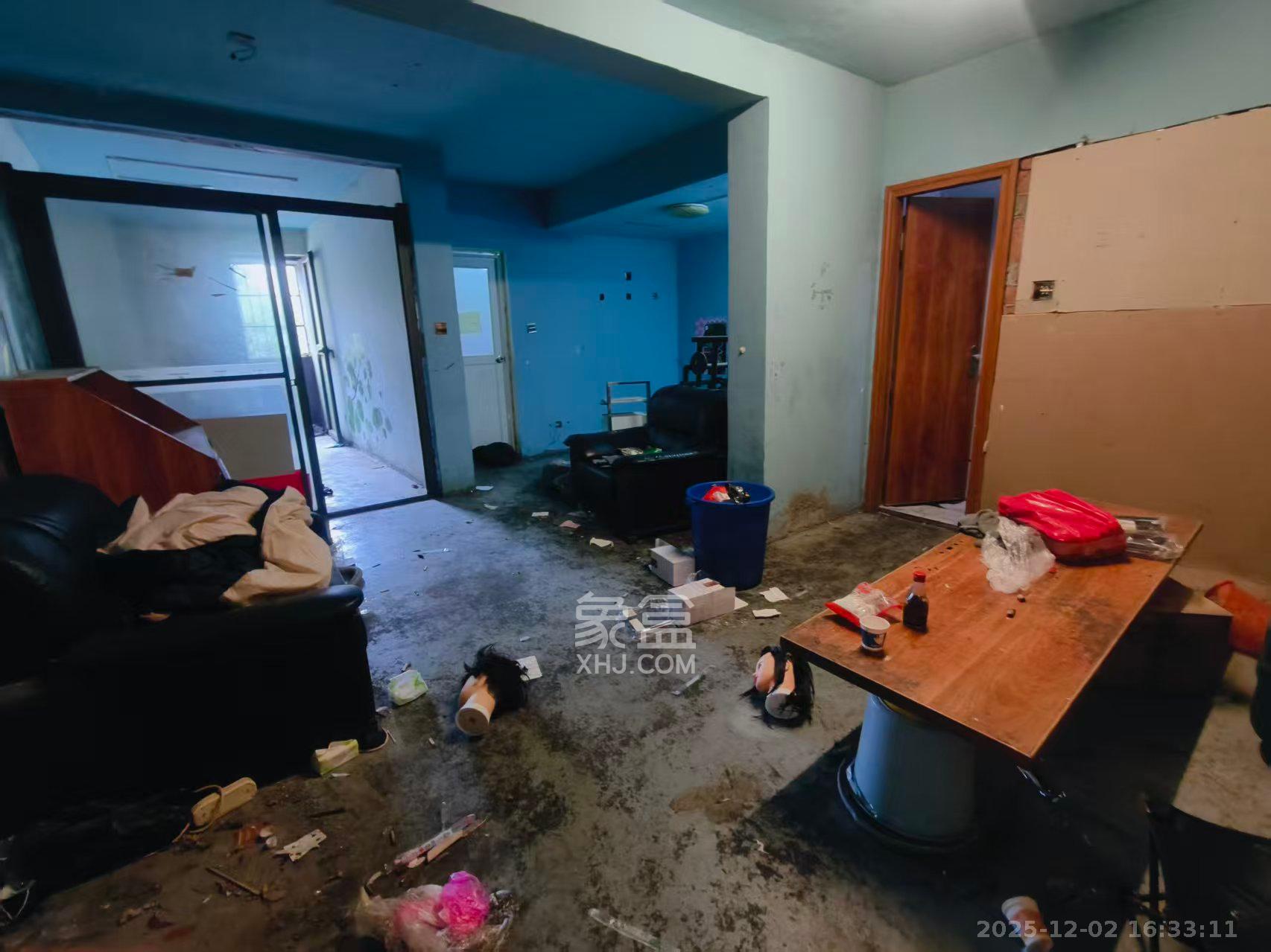 阳光100一期、四五期 6室2厅3卫 12000.0元/月 阳光100一期、四五期 6室2厅3卫 12000.0元/月室内图