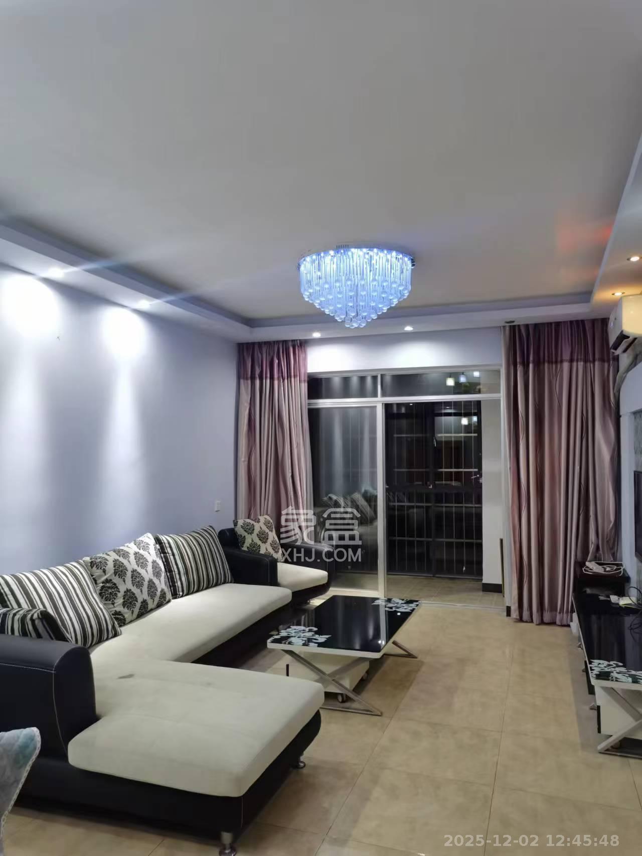 湘府十城（汇财御景湾新寓,汇财国际）  1室2厅1卫    2000.0元/月