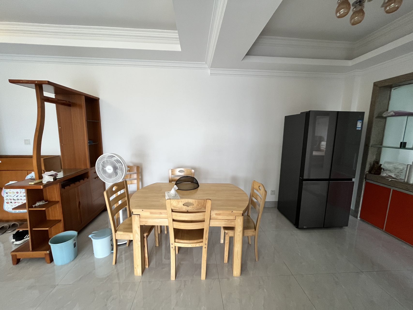 星华商厦  3室2厅2卫    3200.0元/月室内图