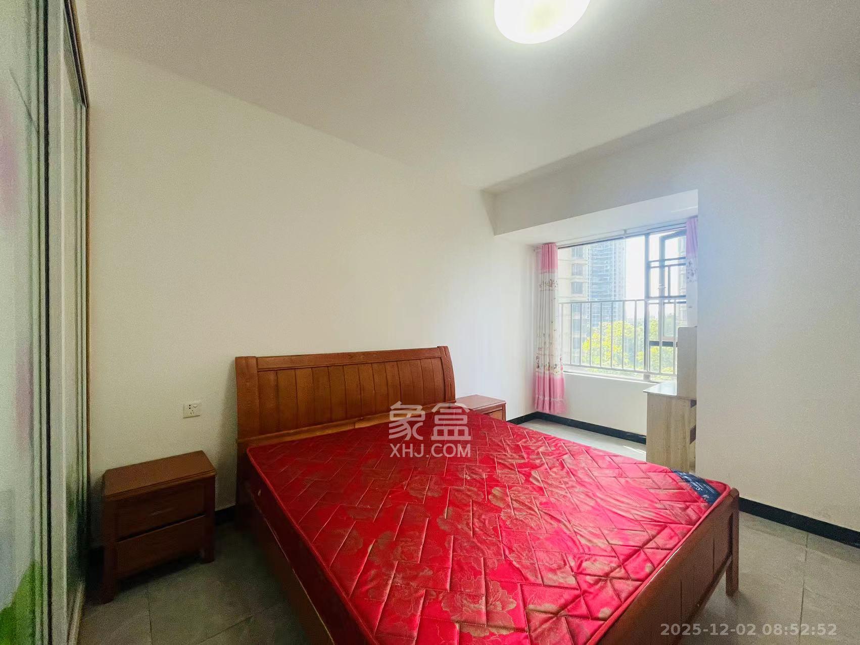 保利麓谷林语D区 3室2厅1卫 2400.0元/月 保利麓谷林语D区 3室2厅1卫 2400.0元/月室内图