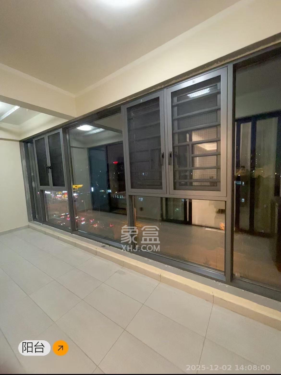 长房悦香山 3室2厅2卫 3400.0元/月 长房悦香山 3室2厅2卫 3400.0元/月室内图