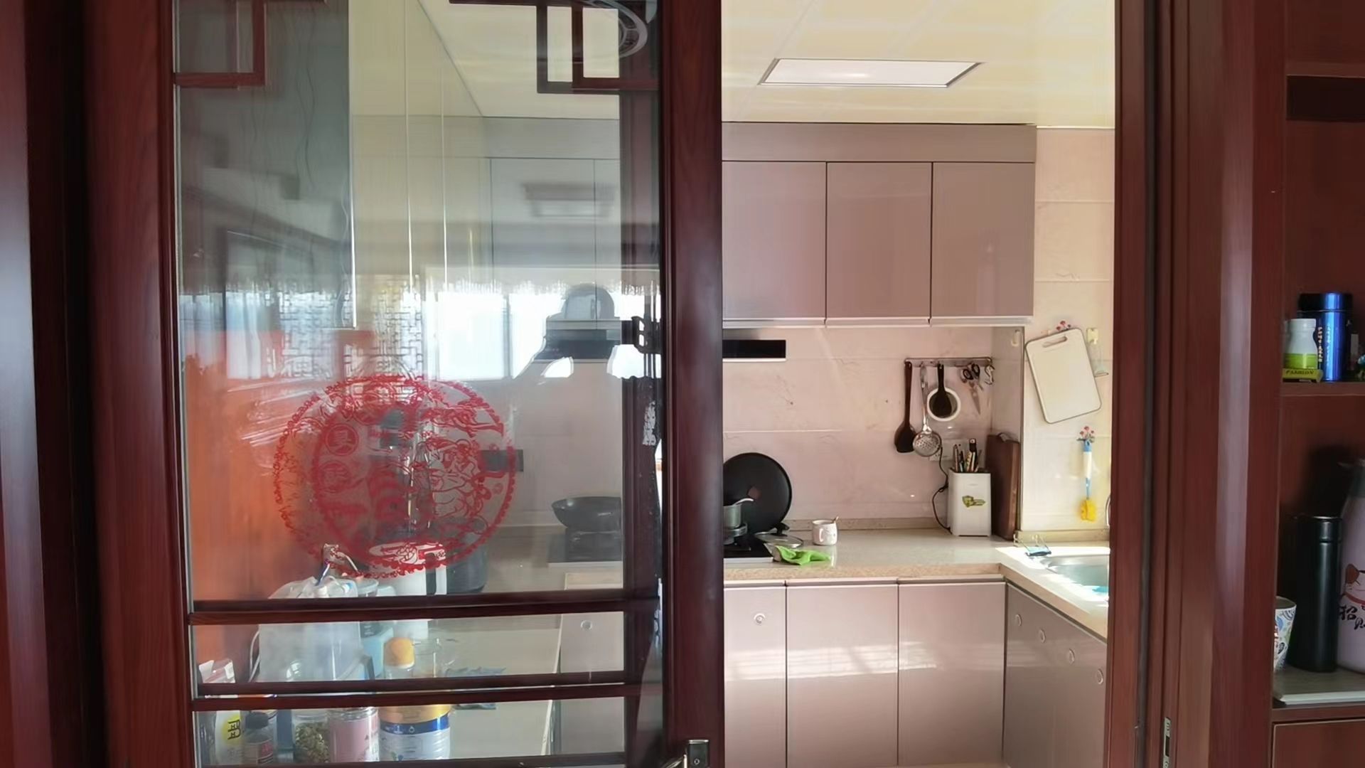 尚书房 4室2厅2卫 3800.0元/月 尚书房 4室2厅2卫 3800.0元/月室内图