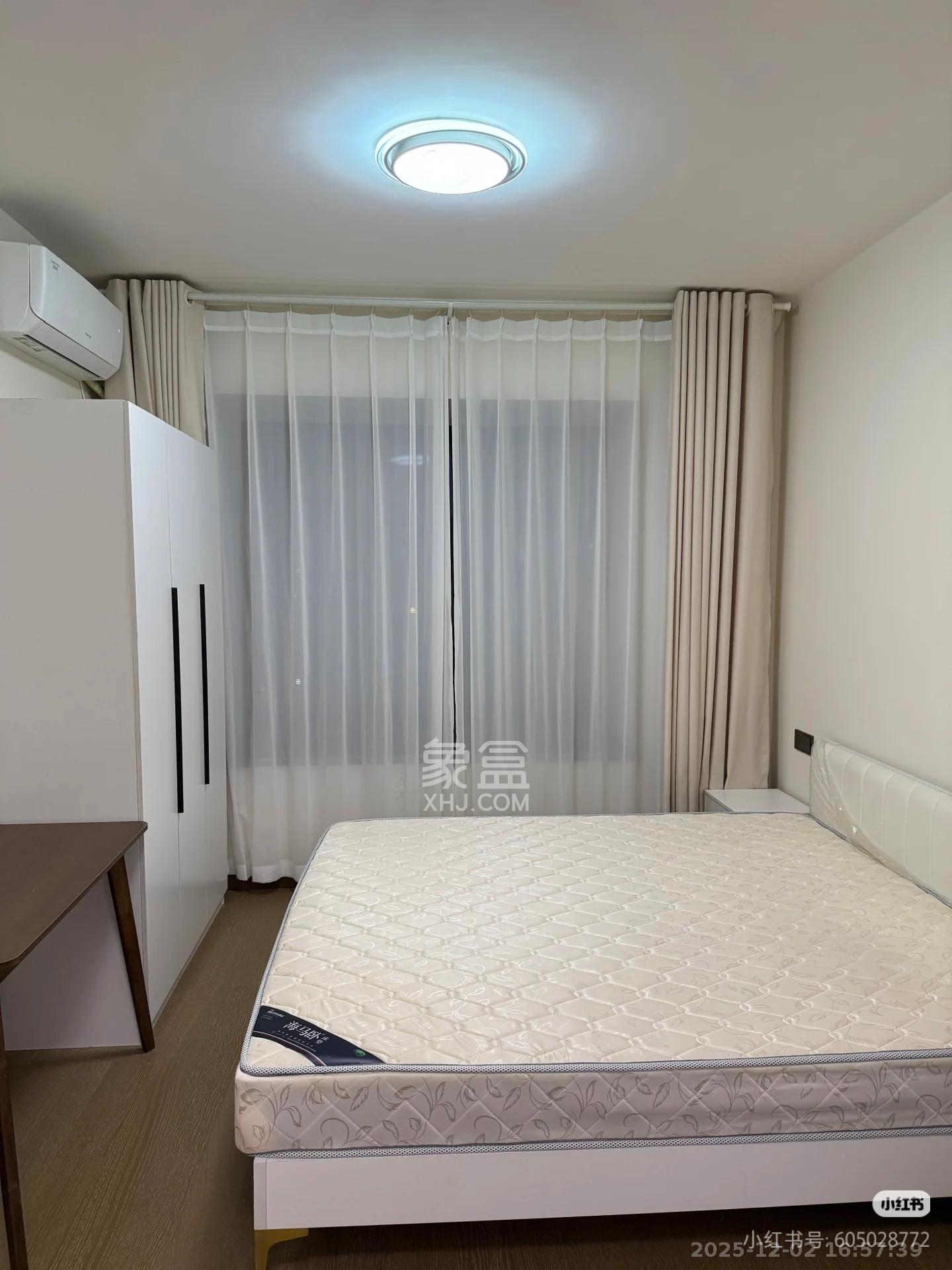 卓越洋湖晴翠  3室2厅2卫    3500.0元/月室内图