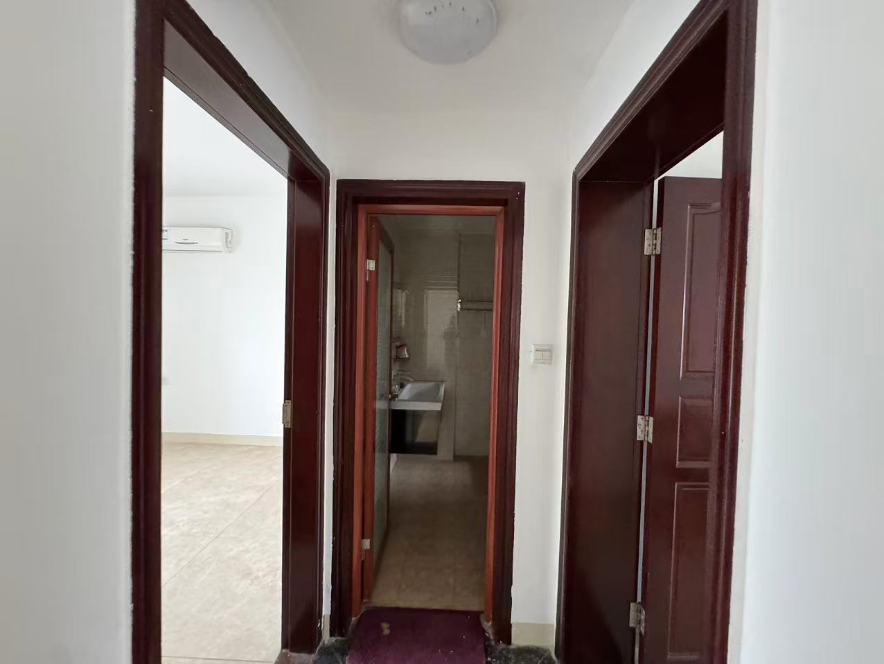 法苑里  3室2厅1卫    3500.0元/月