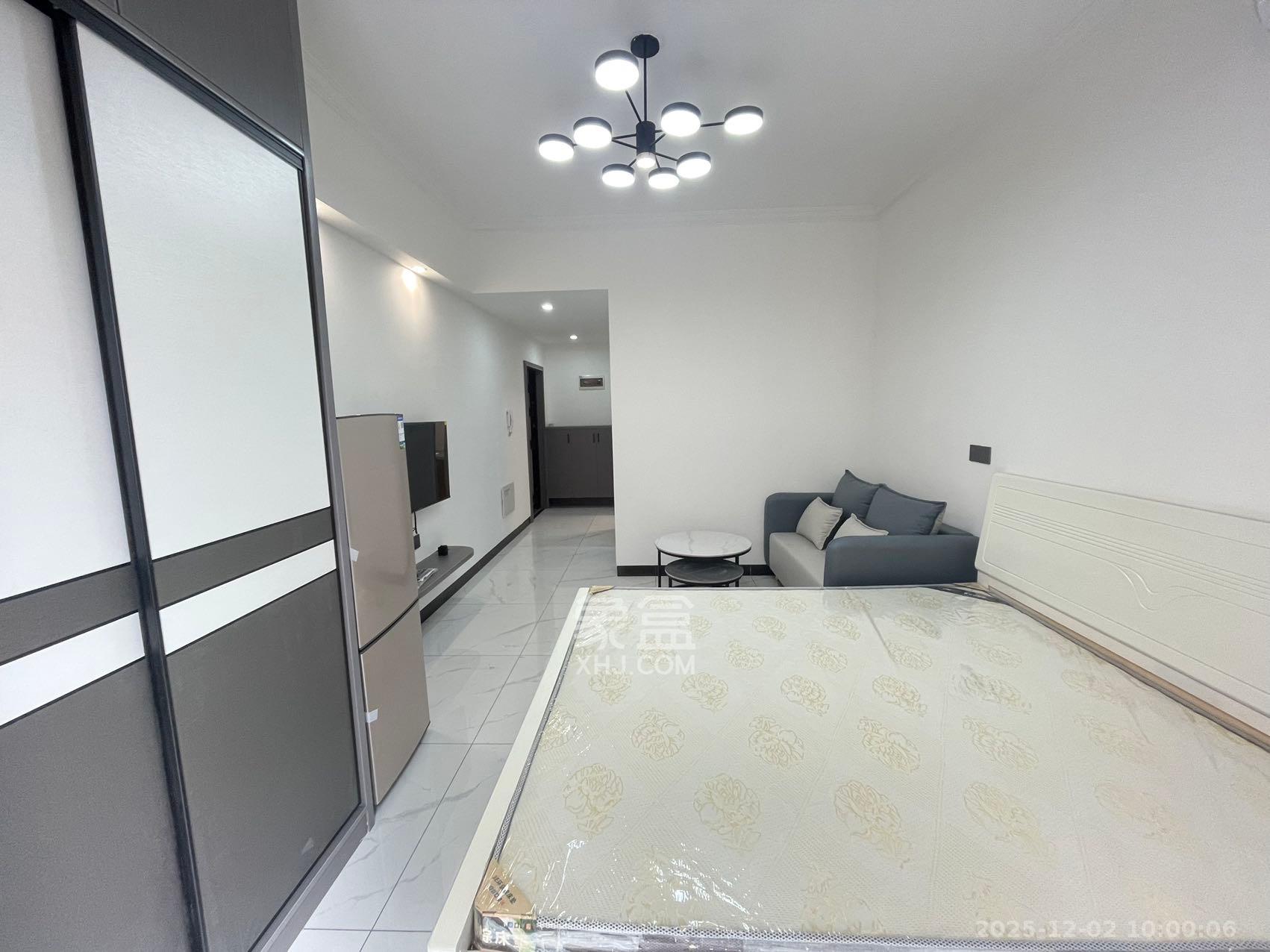 嘉雨兴园 1室1厅1卫 1600.0元/月 嘉雨兴园 1室1厅1卫 1600.0元/月室内图