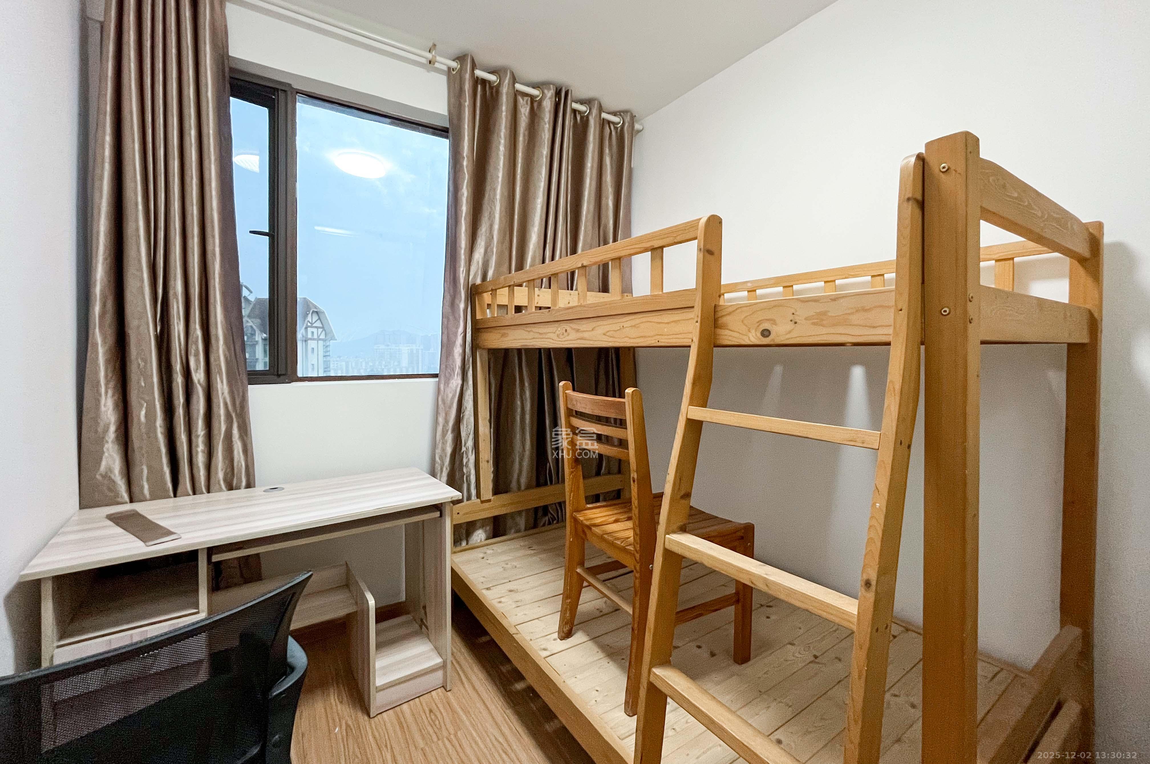 高信向日葵  3室2厅2卫    88.0万其他