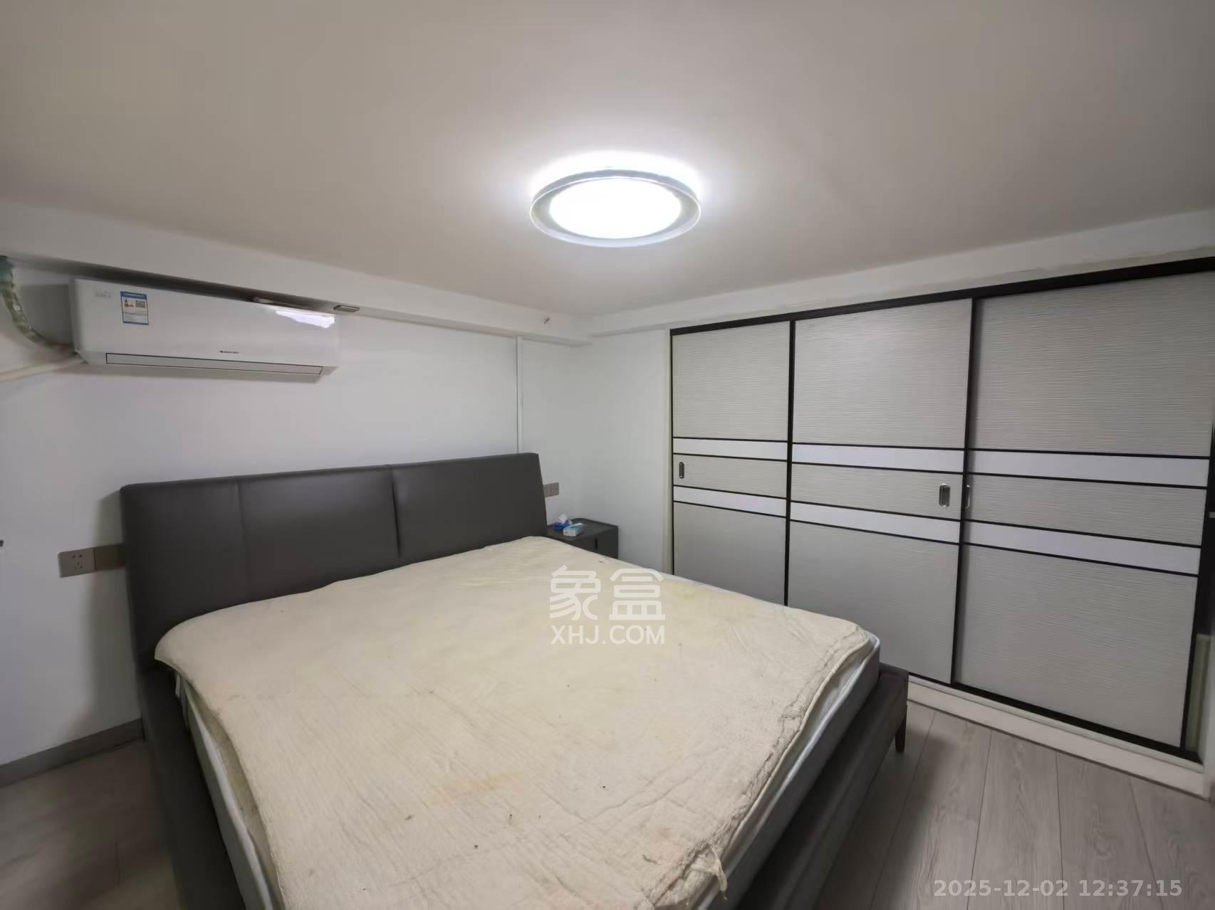 钱隆世家  1室1厅1卫    2000.0元/月室内图