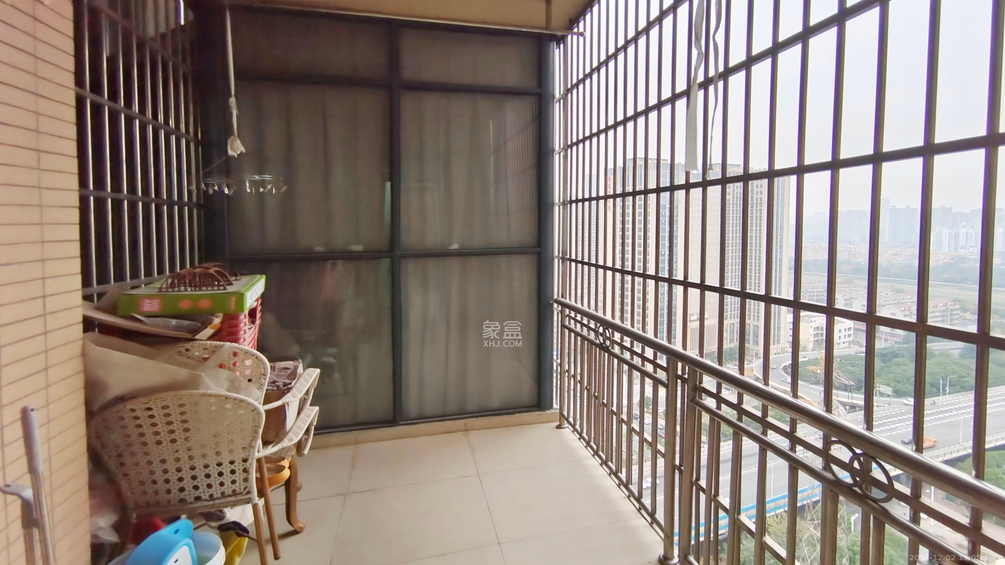 江河双水湾 1室2厅1卫 2500.0元/月 江河双水湾 1室2厅1卫 2500.0元/月室内图