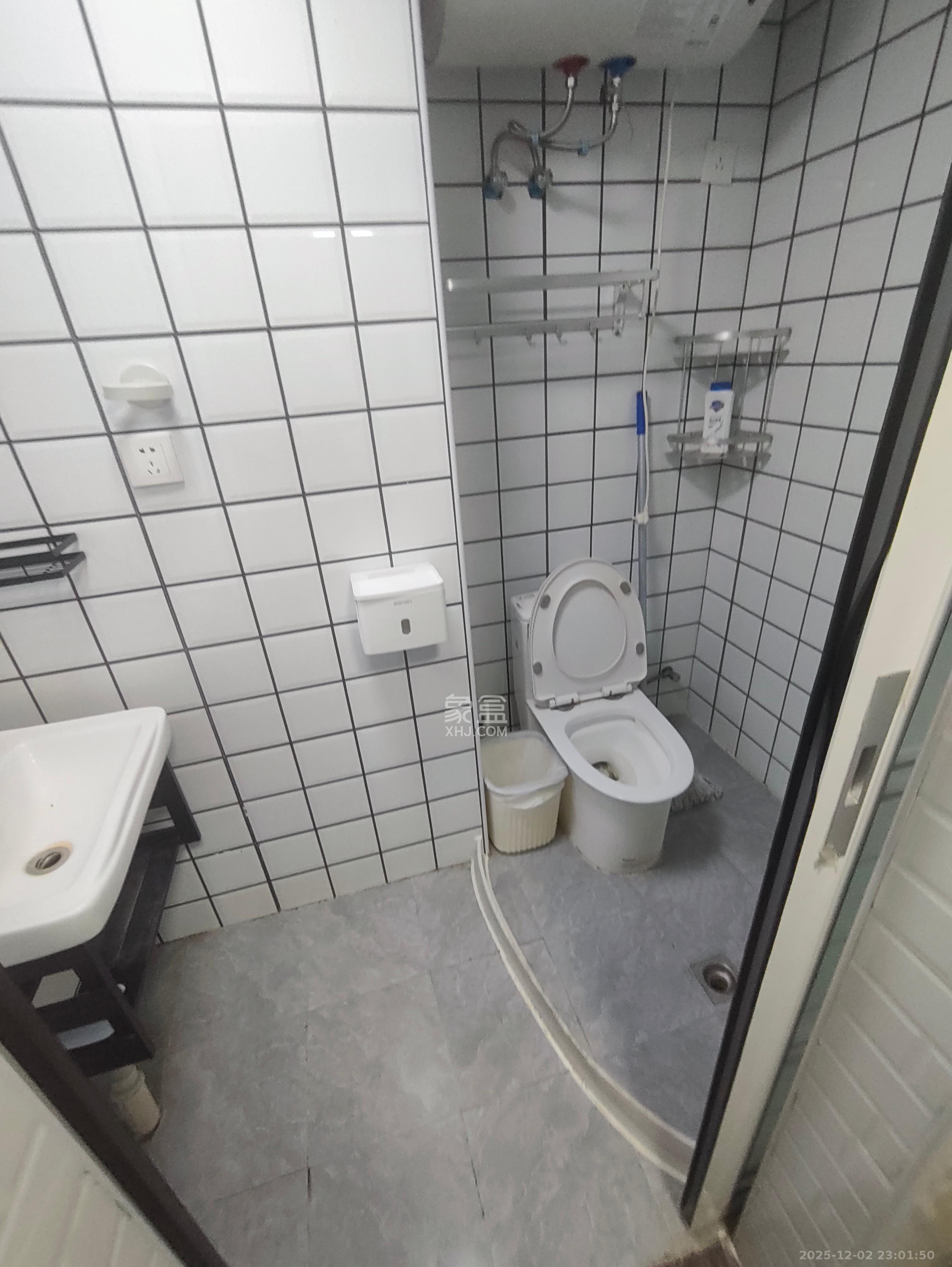 圭塘三小区  1室1厅1卫    1650.0元/月