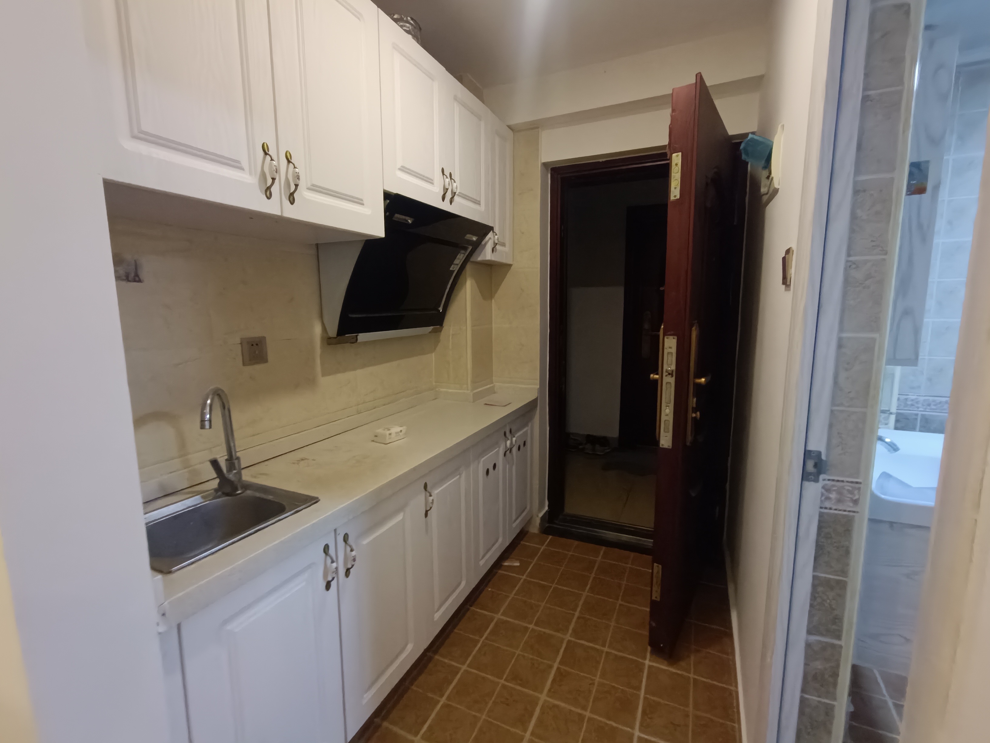 书馨苑 1室1厅1卫 1600.0元/月 书馨苑 1室1厅1卫 1600.0元/月室内图