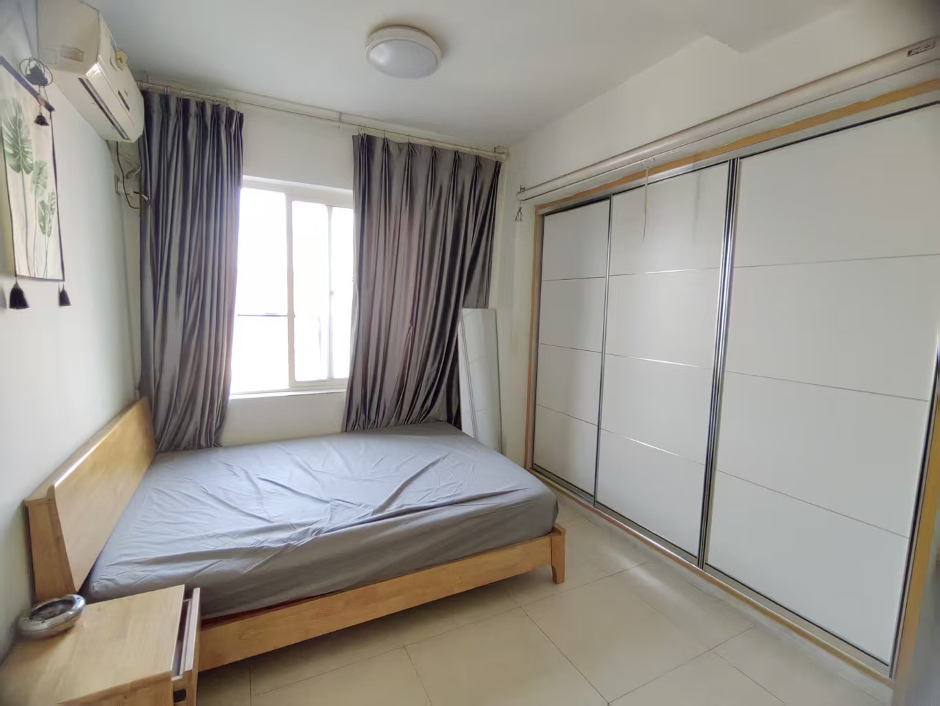 冠都现代城(冠都幸福彼岸) 1室1厅1卫 900.0元/月 冠都现代城(冠都幸福彼岸) 1室1厅1卫 900.0元/月室内图