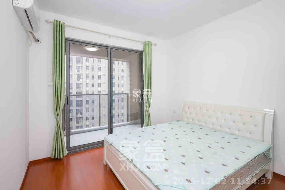 八方小区C区  1室2厅2卫    3800.0元/月室内图