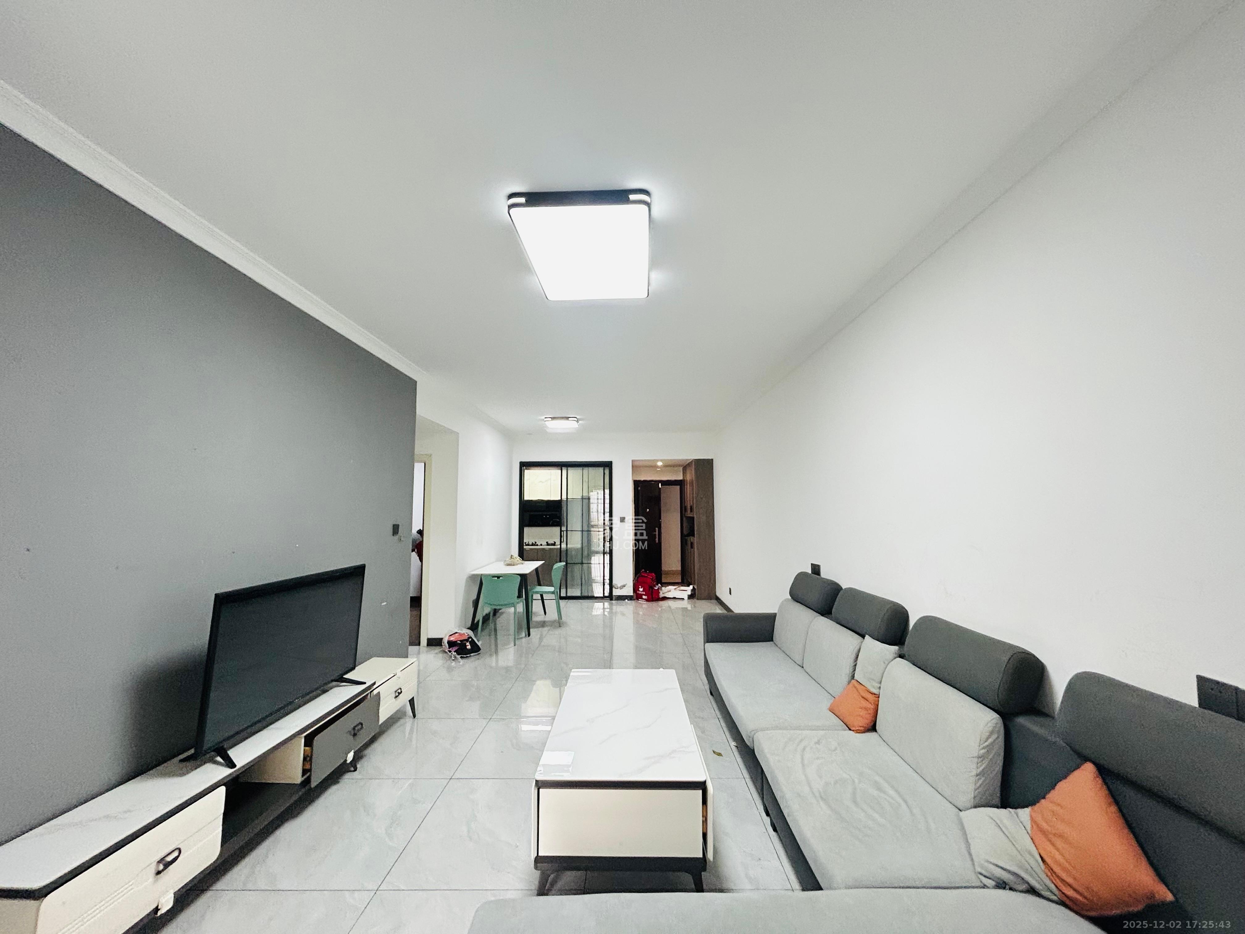 金南家园三期  2室2厅1卫    2000.0元/月