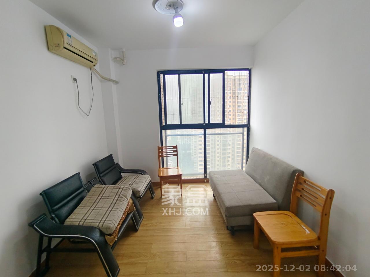 北京御园一二期(国泰嘉园) 1室2厅1卫 2200.0元/月 北京御园一二期(国泰嘉园) 1室2厅1卫 2200.0元/月室内图