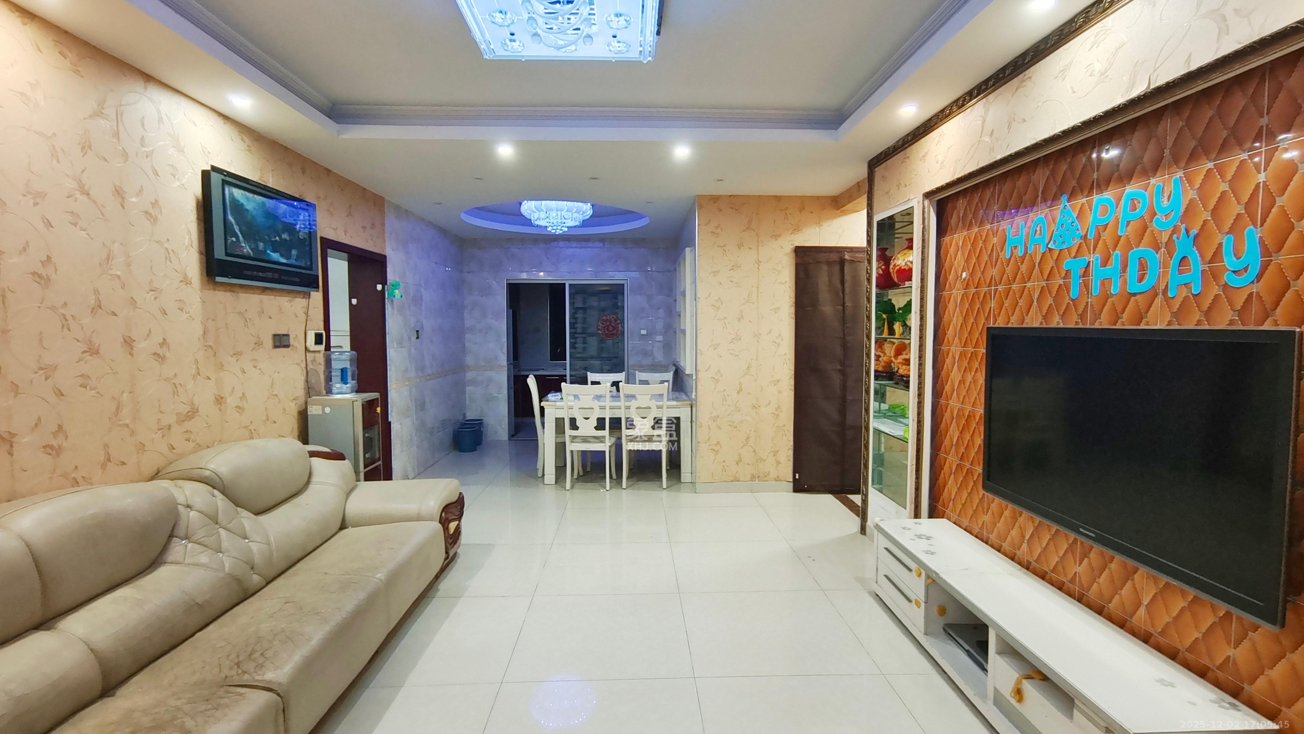 江河双水湾 1室2厅1卫 2500.0元/月 江河双水湾 1室2厅1卫 2500.0元/月室内图