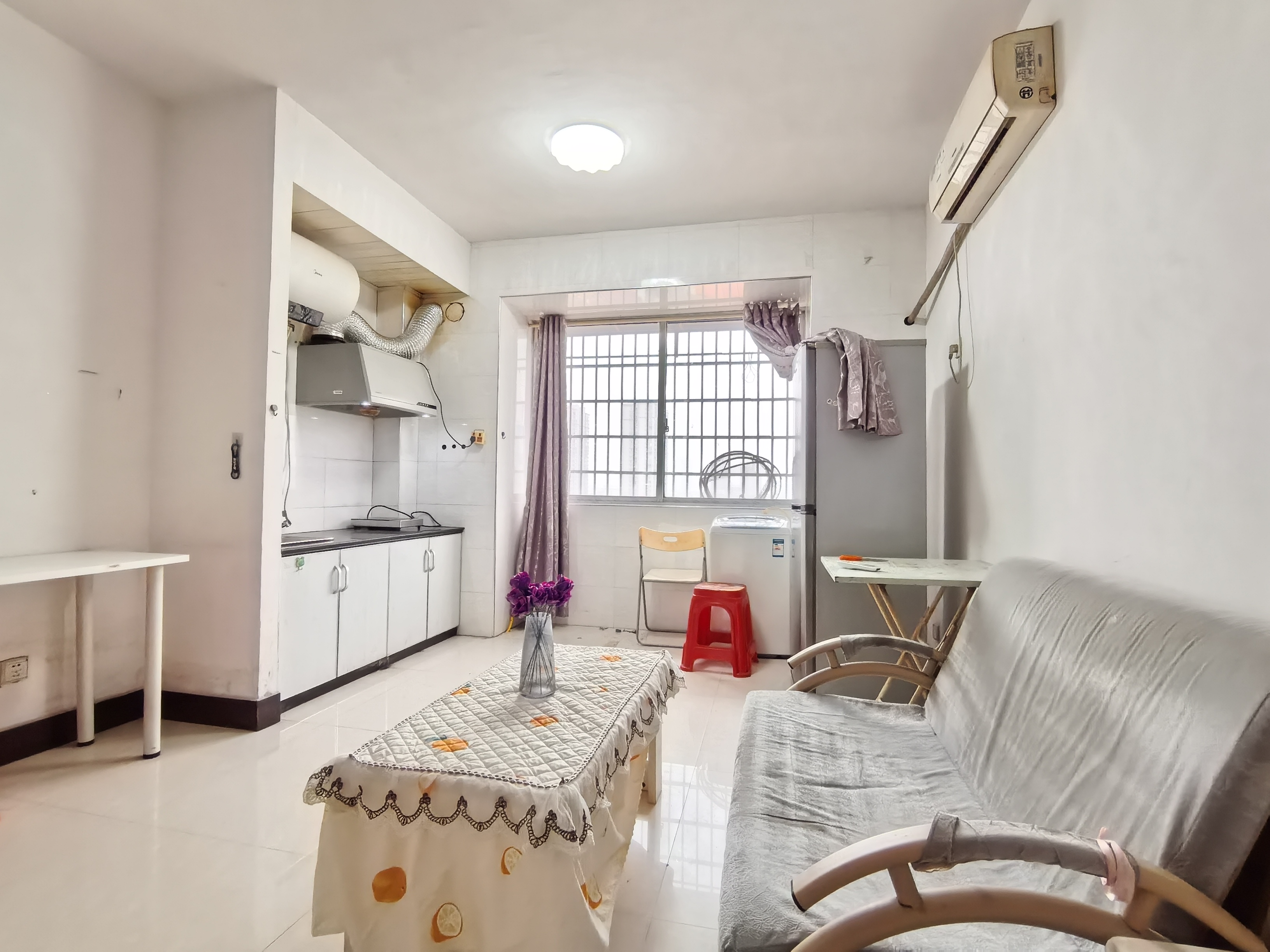 星海名都 2室1厅1卫 13.8万 星海名都 2室1厅1卫 13.8万客厅