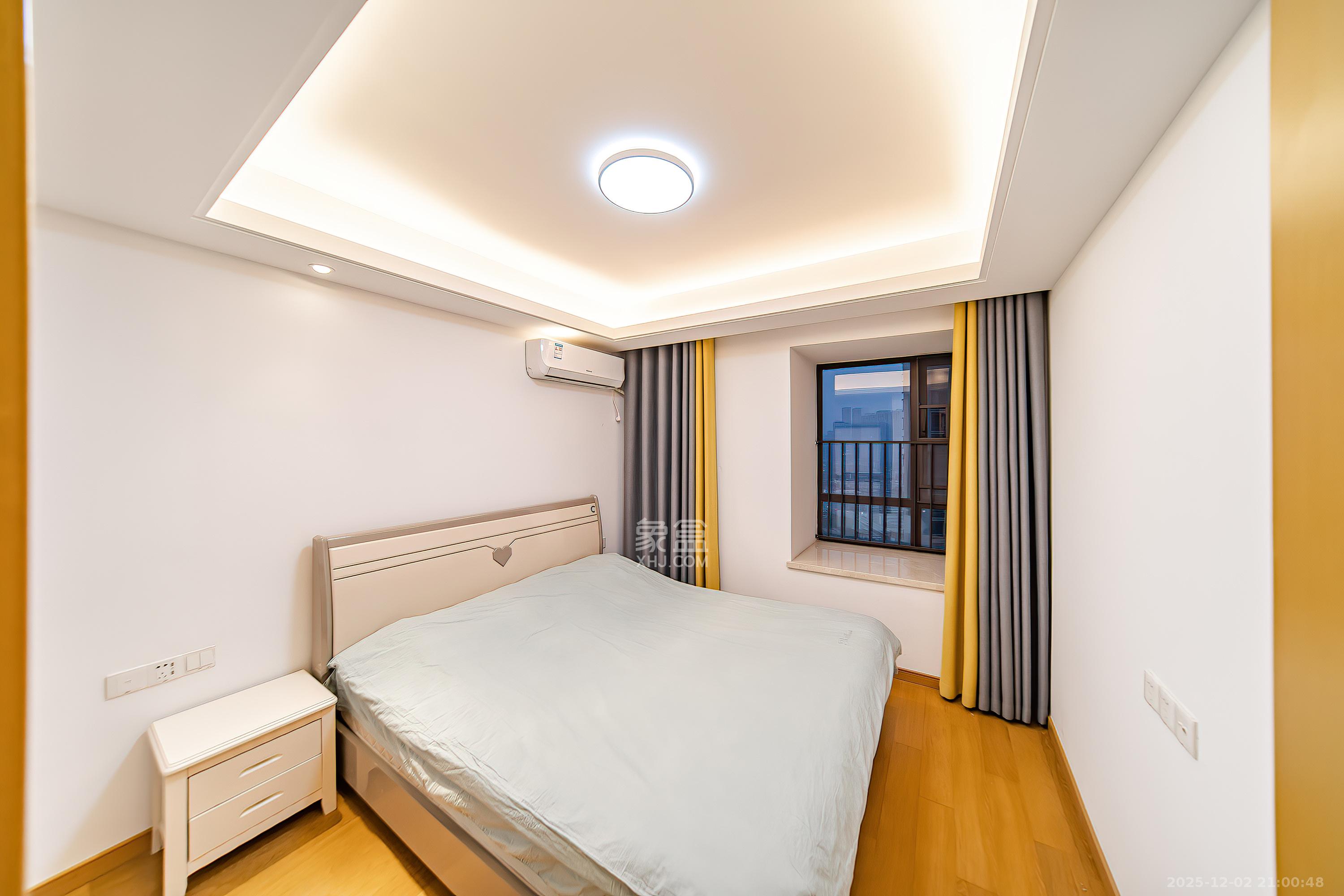 新力紫园 3室2厅1卫 92.0万 新力紫园 3室2厅1卫 92.0万卧室