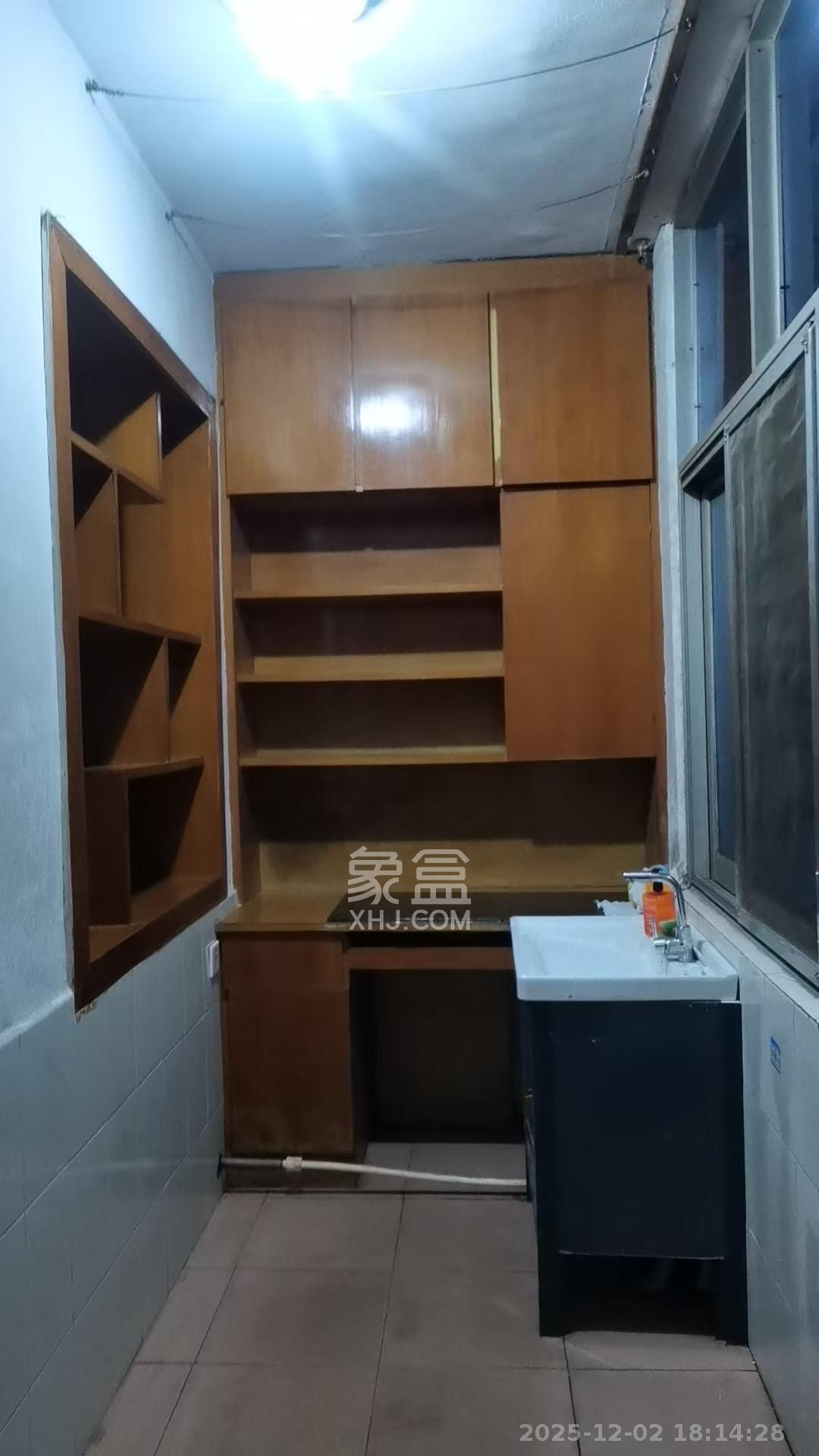 湖南工业贸易学校  2室1厅1卫    1100.0元/月室内图