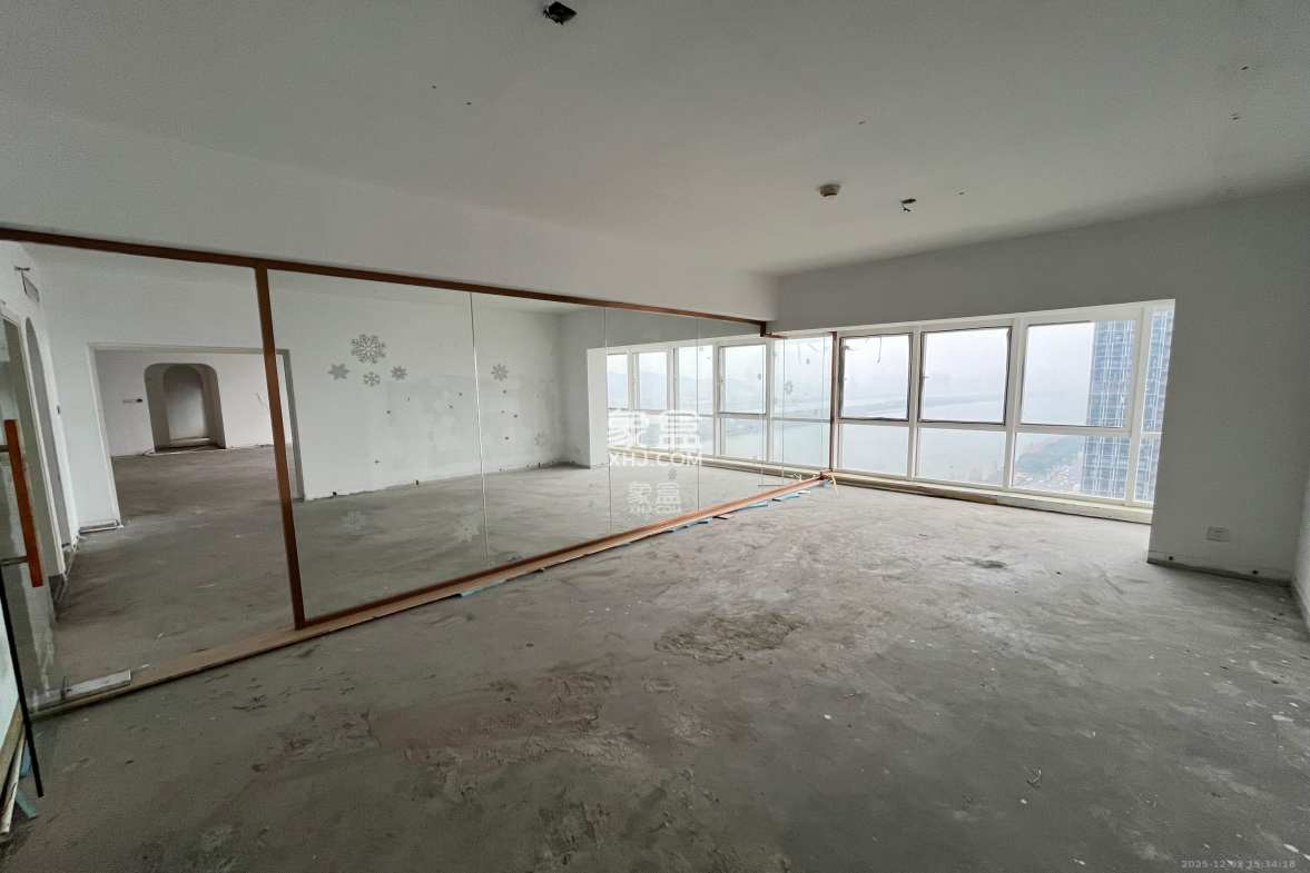 保利国际广场 1室1厅1卫 13000.0元/月 保利国际广场 1室1厅1卫 13000.0元/月室内图