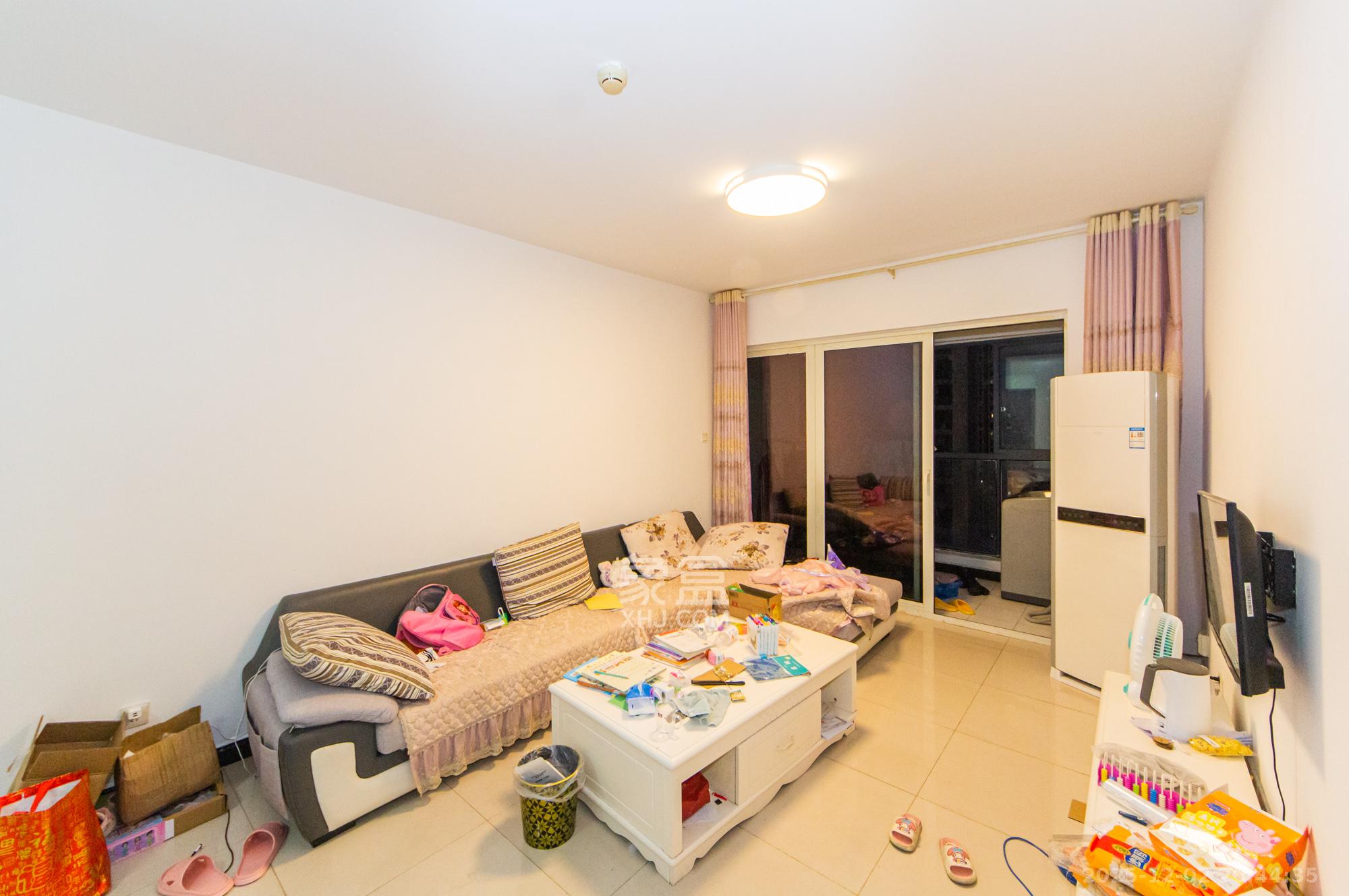 北辰三角洲E3区 3室2厅2卫 148.0万 北辰三角洲E3区 3室2厅2卫 148.0万客厅