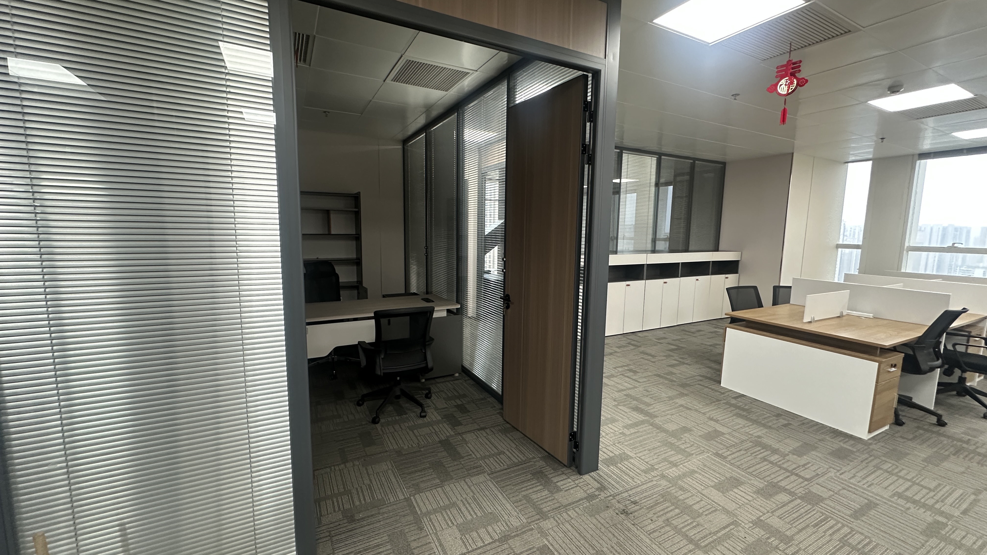 海南大厦   308.6㎡      15000.0元/月室内图