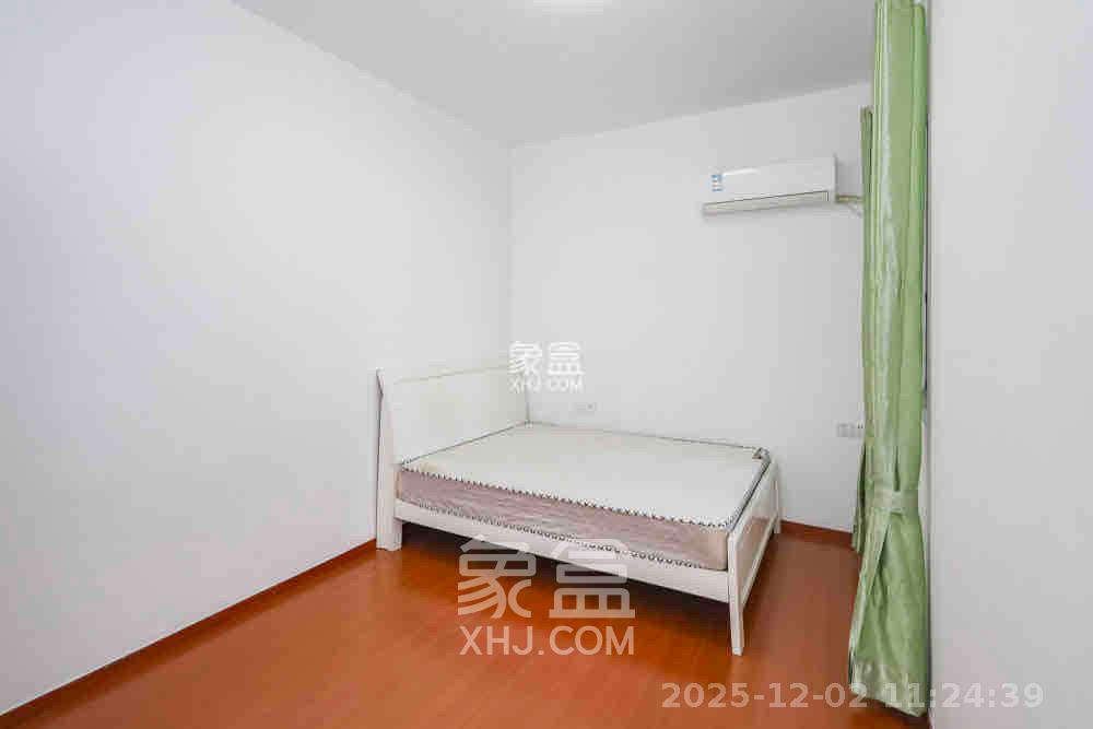 八方小区C区  1室2厅2卫    3800.0元/月室内图