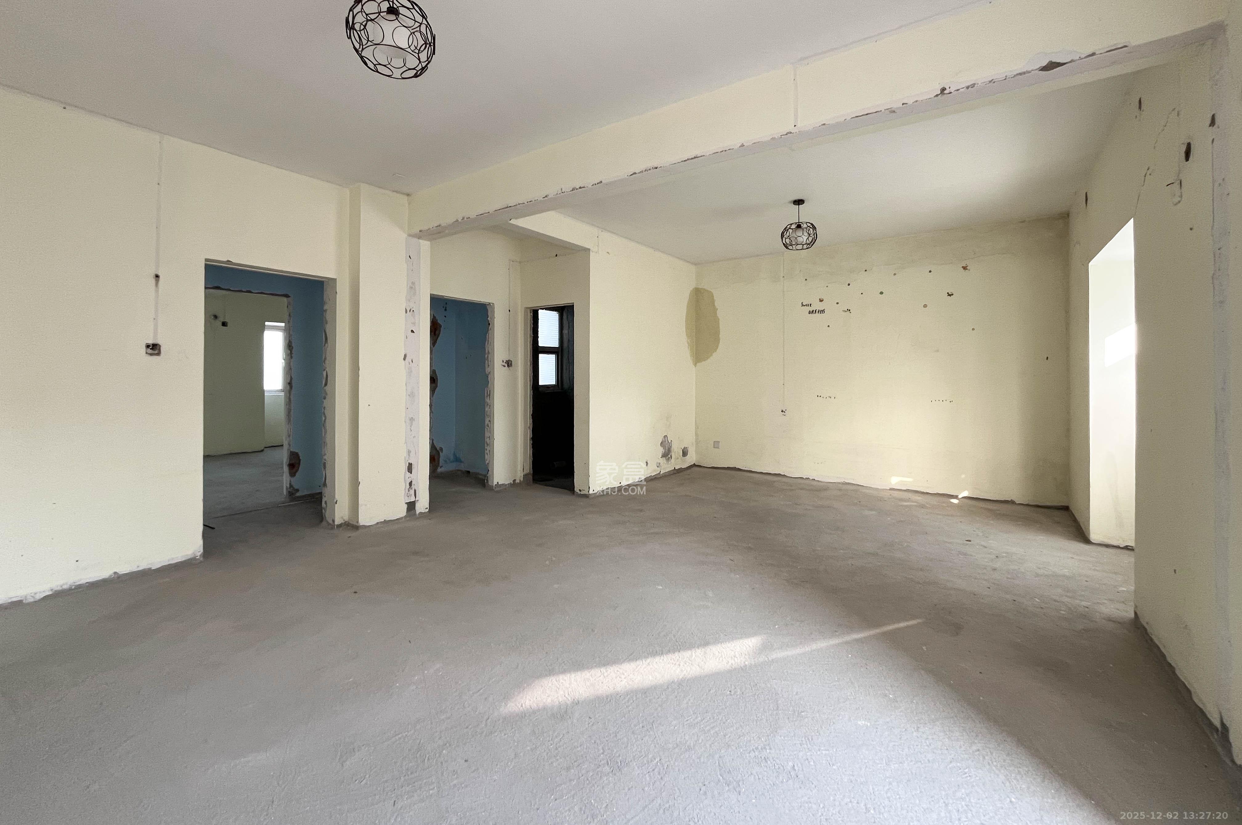 麓阳和景雅苑 4室2厅2卫 108.0万 麓阳和景雅苑 4室2厅2卫 108.0万其他