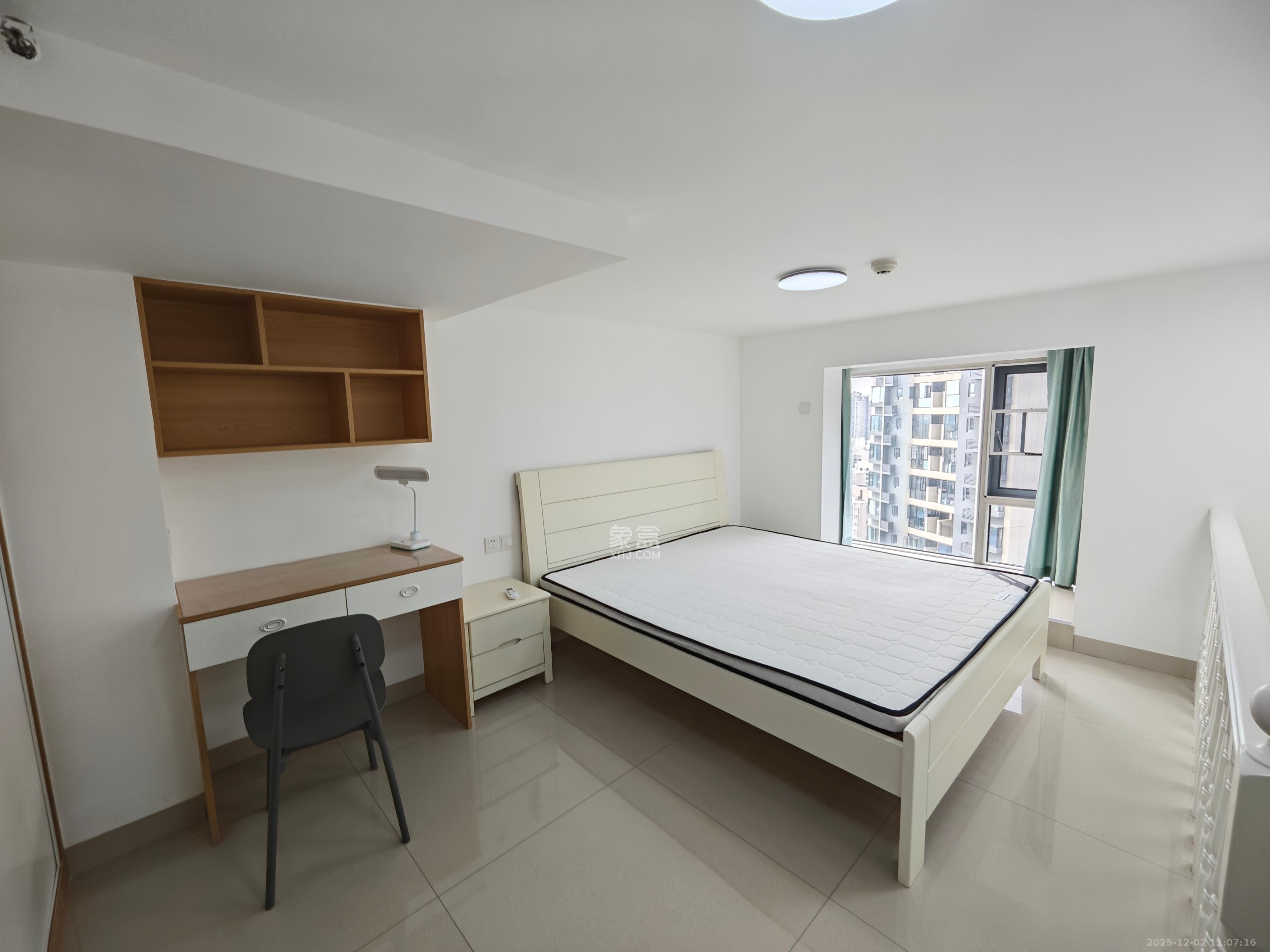 万科金色梦想B区  1室1厅1卫    1988.0元/月室内图